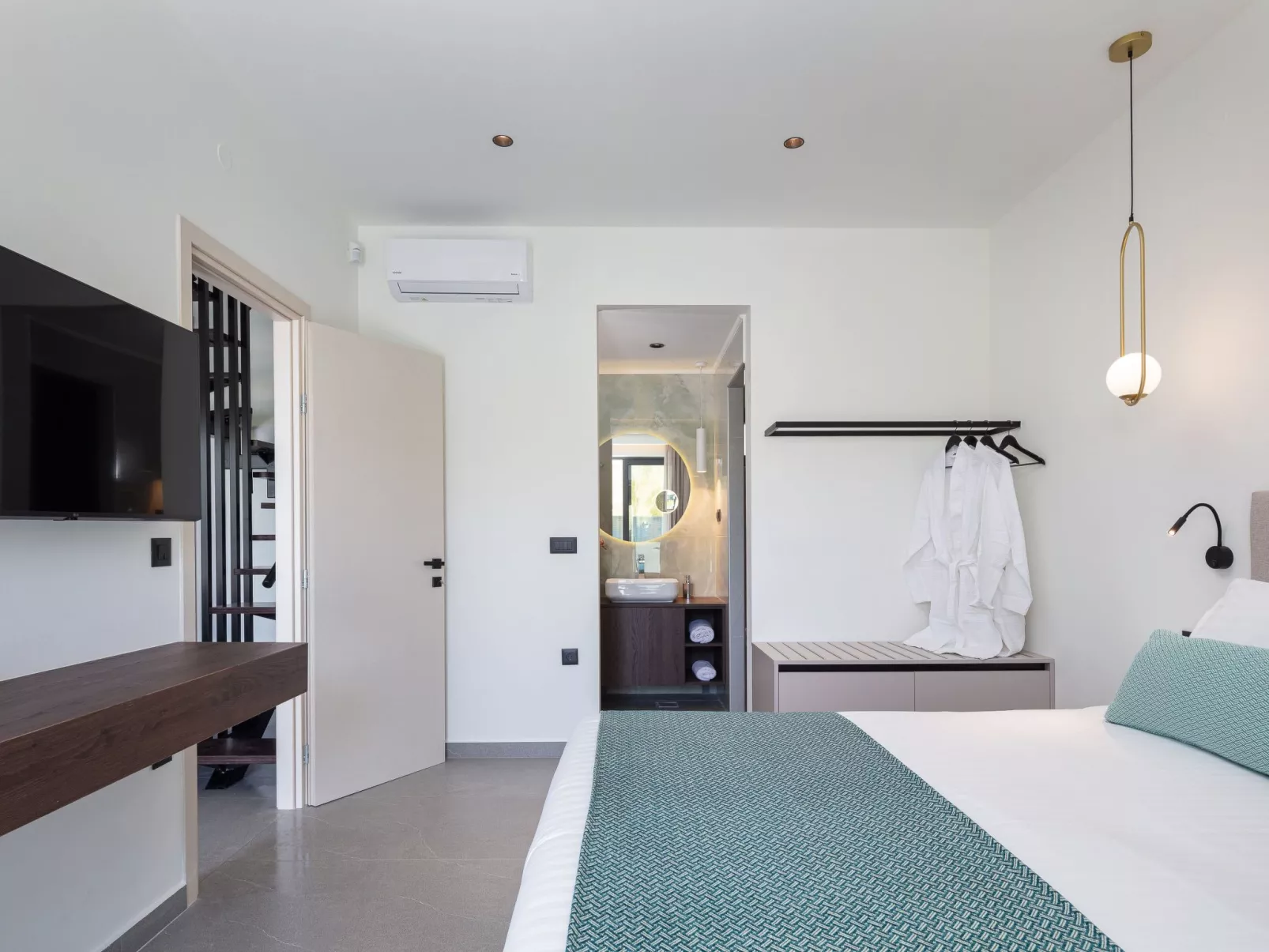 VillaSaints I - Pool und BBQ, Spaziergang zum Strand-Drinnen