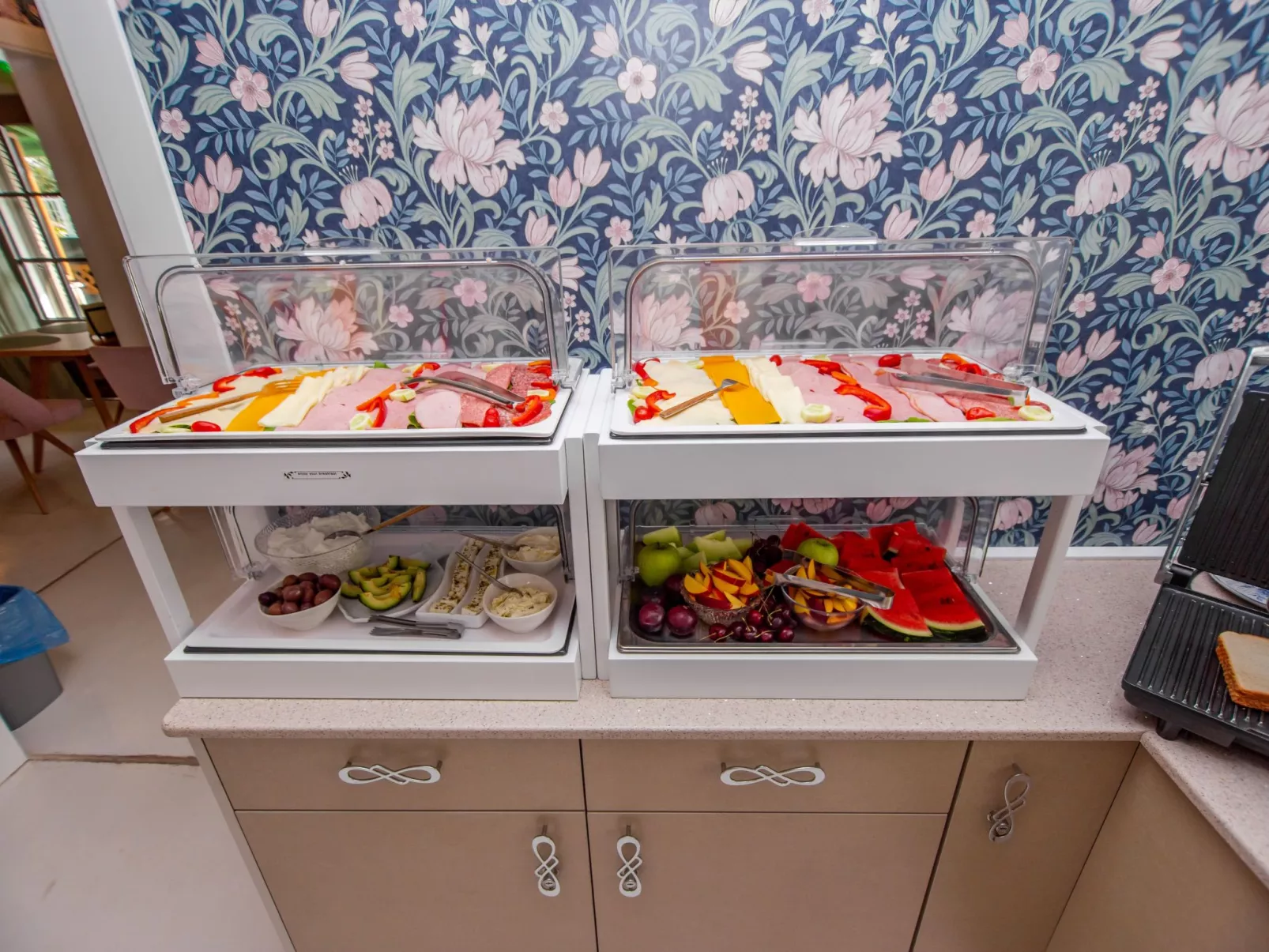 Mit Terrasse-Drinnen