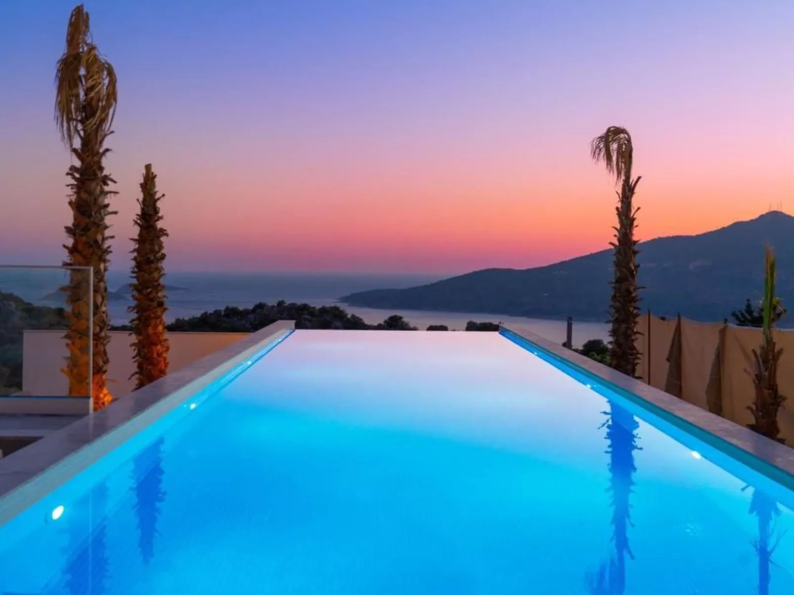 Villa Su Kalkan-Outside