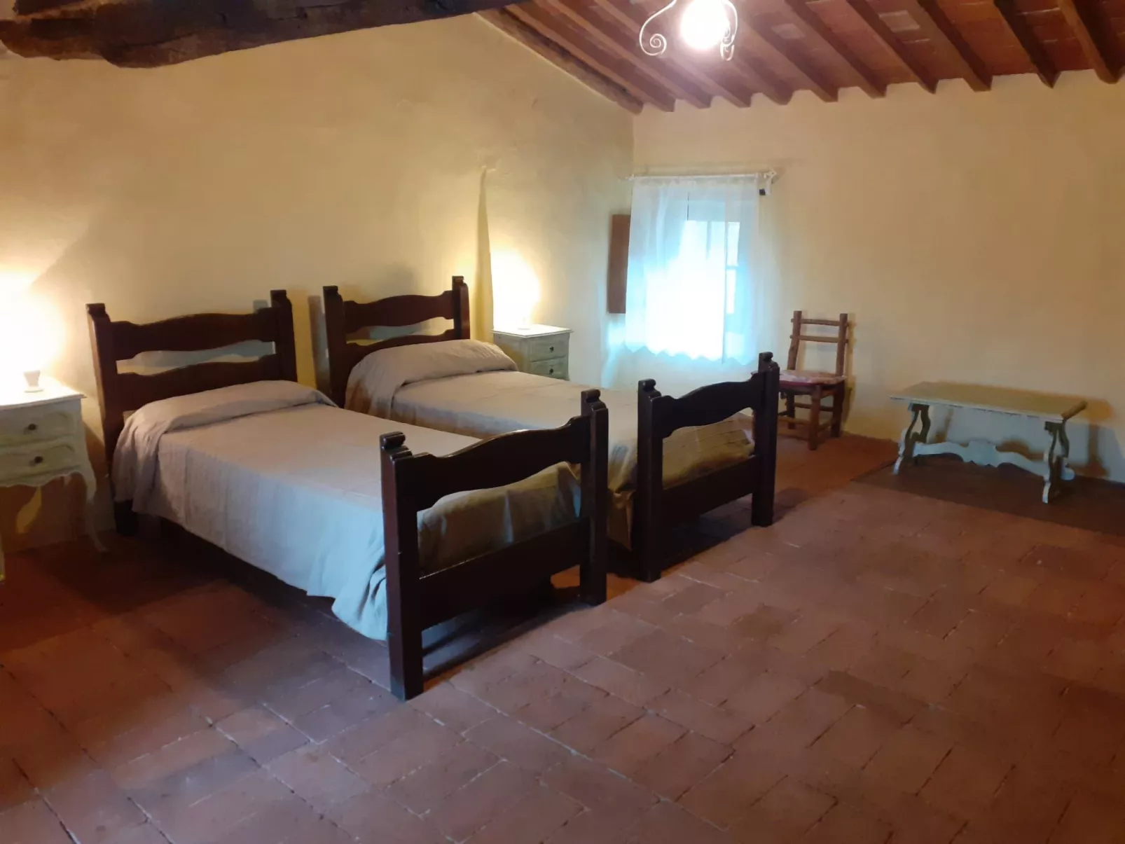 'Graceland' mit Garten und Terrasse-Inside