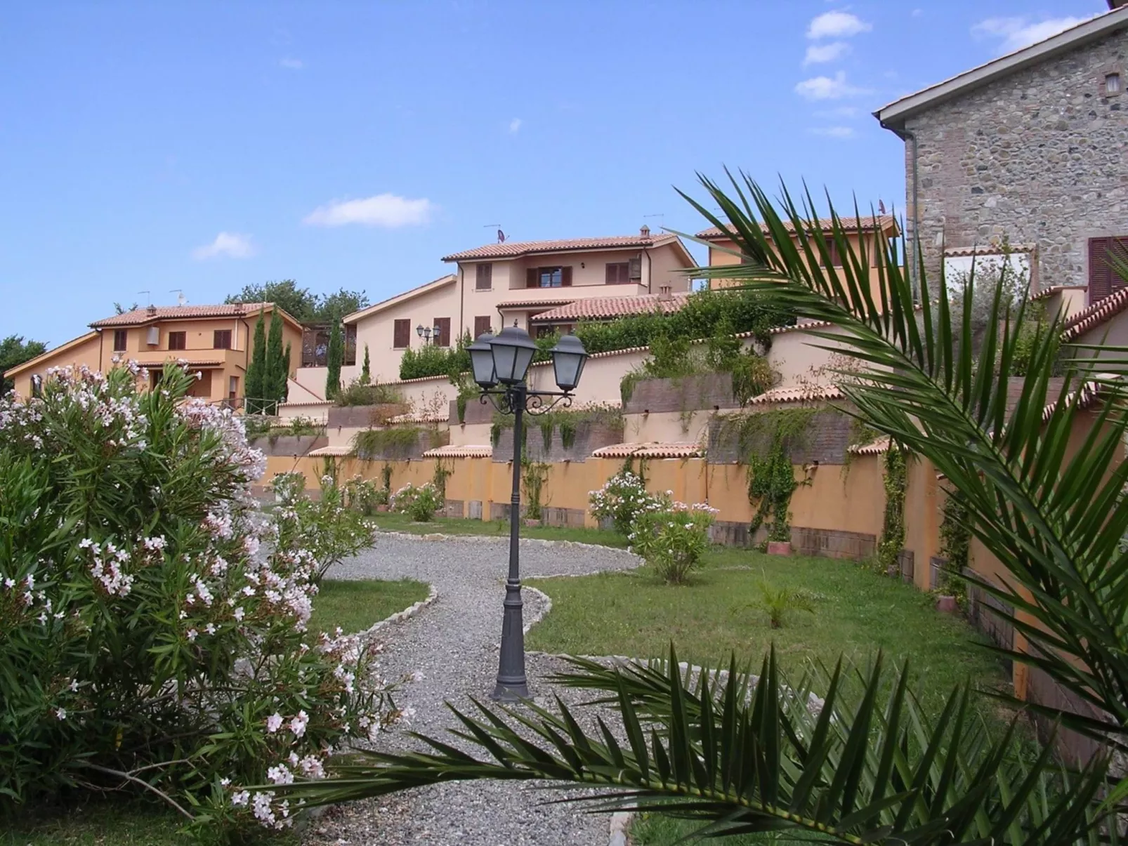 Pieve pomaia2' Wohnung mit Schwimmbad-Outside