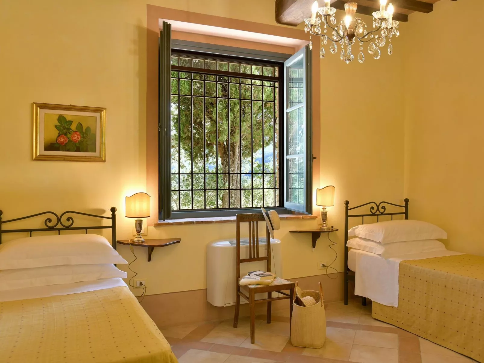 Ferienvilla 'Girasole Leccino'-Image-tags.info