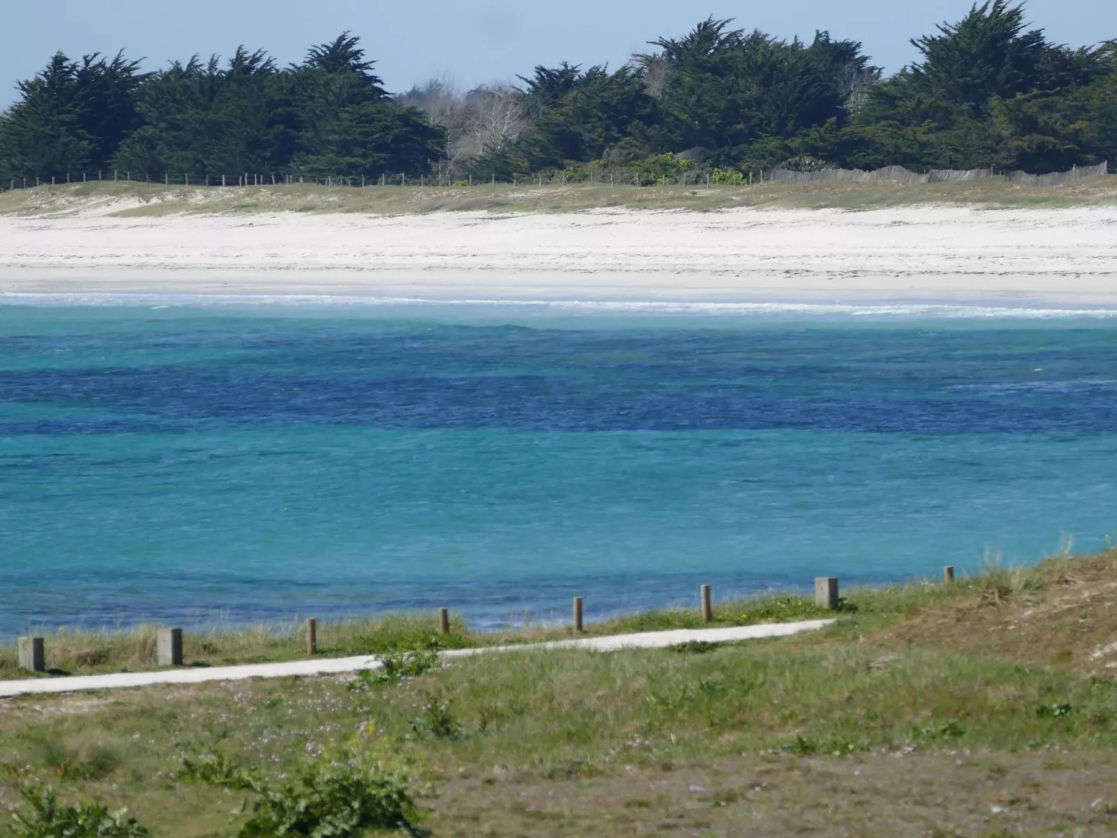 "Men Meur" mit Blick auf das Wasser-Draußen