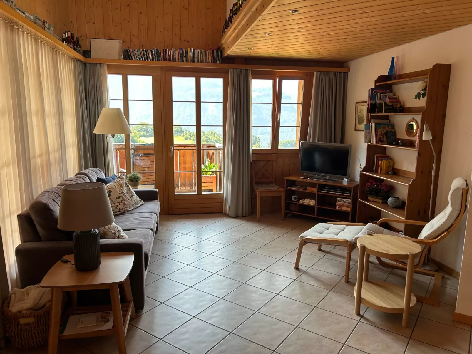 Pollux 4-Bett-Appartement-Image-tags.info