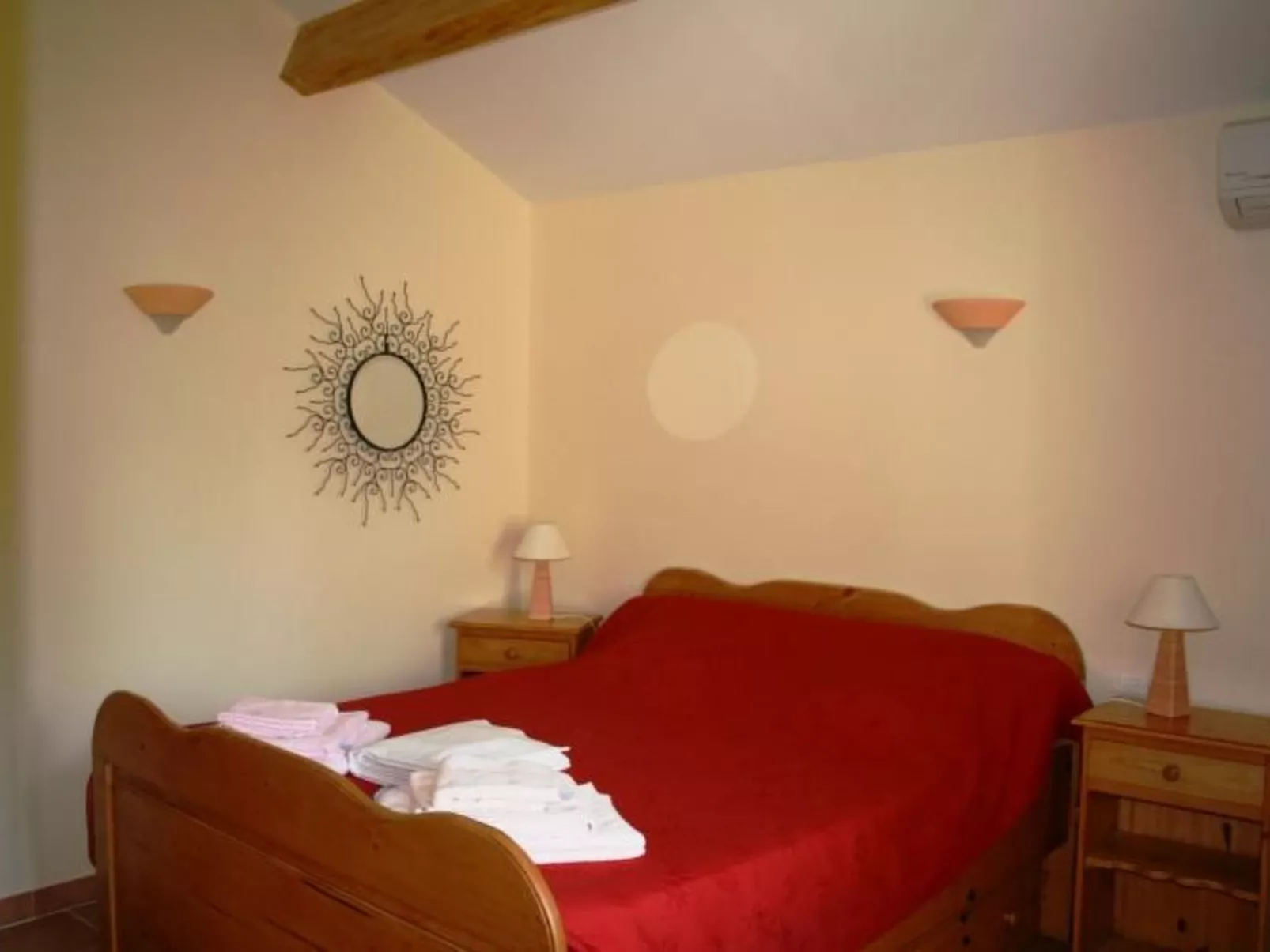 La Ribelle en Provence - Lou recati-Dedans