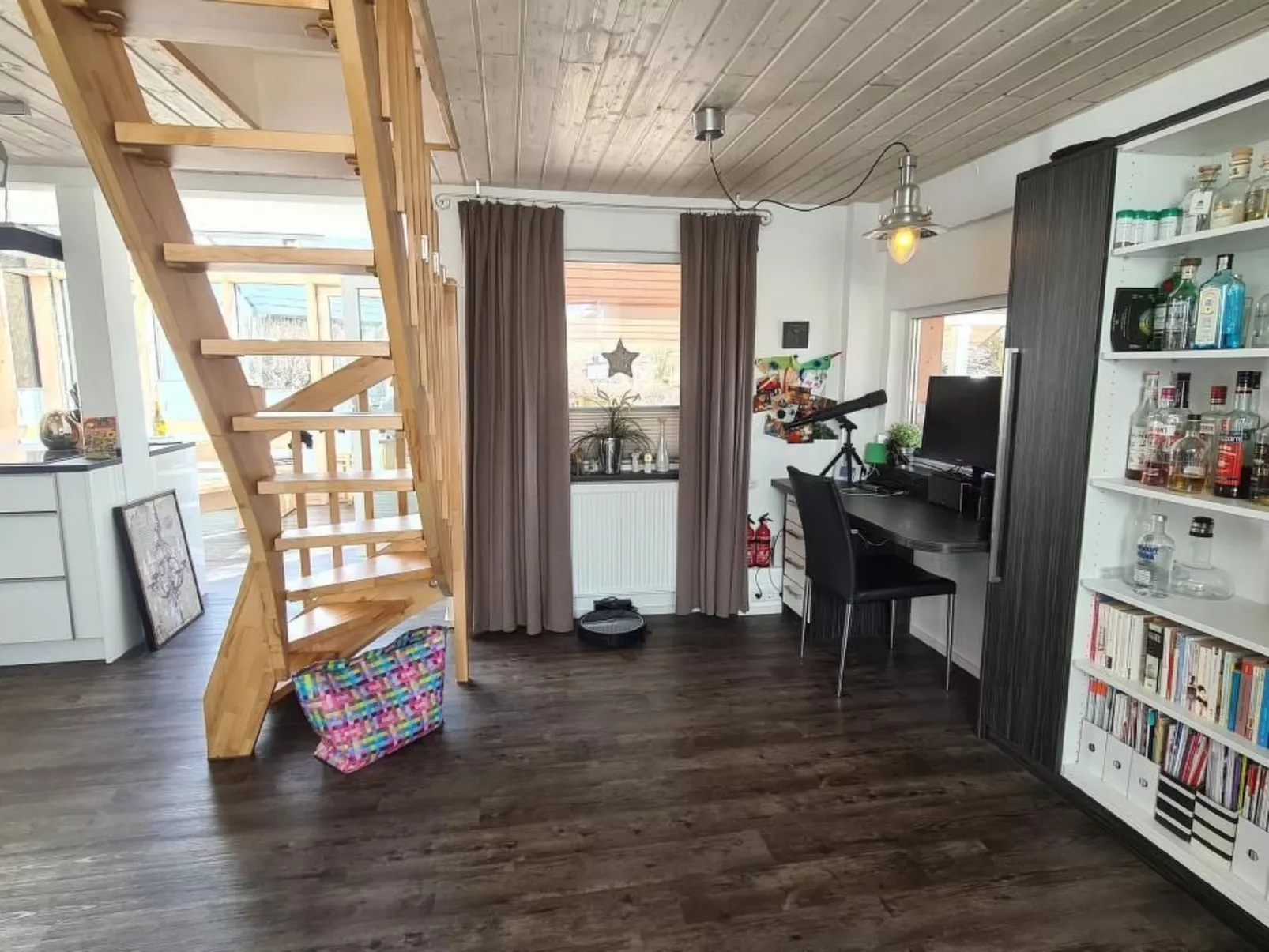 Das Haus am See-Drinnen