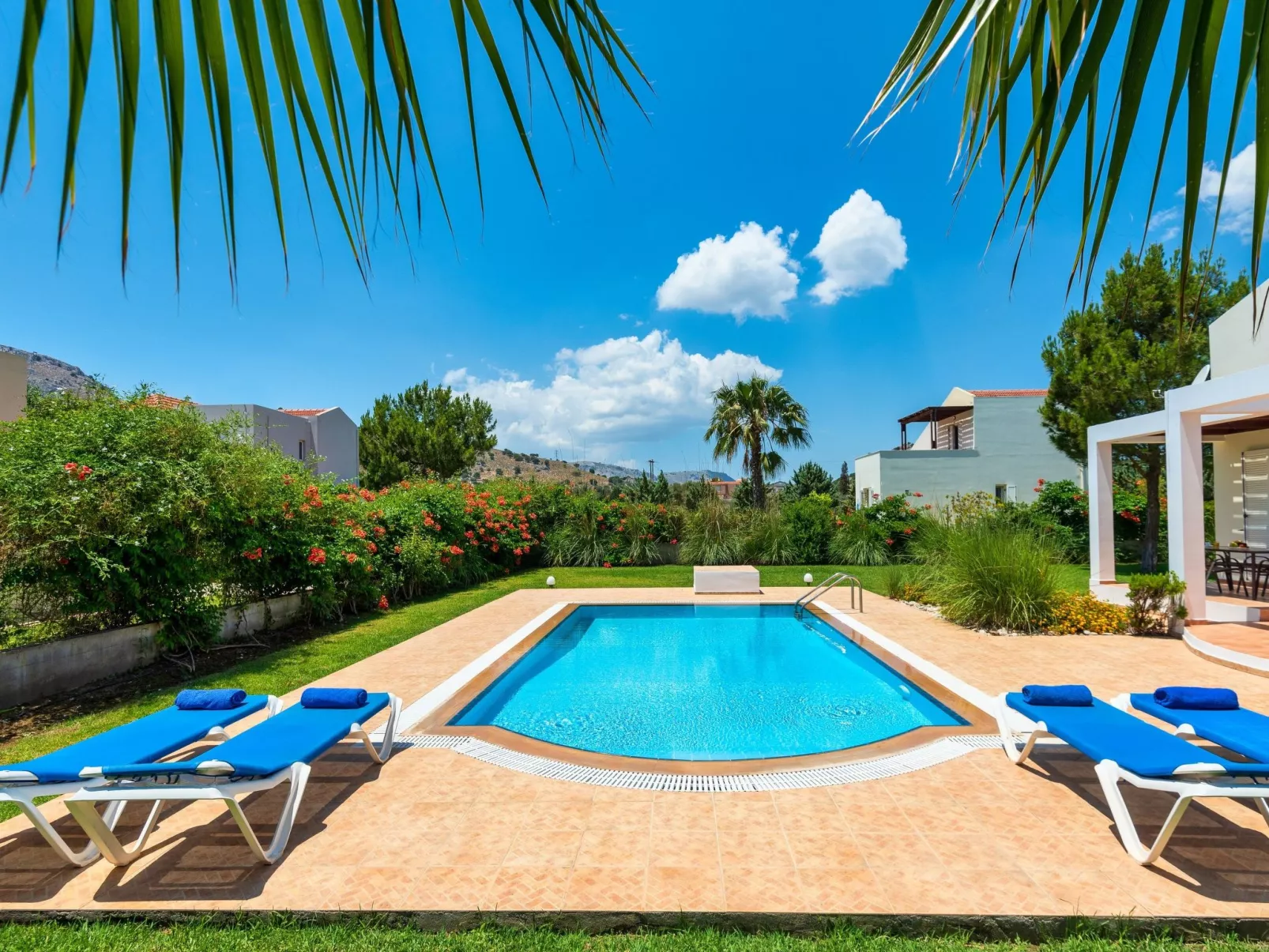 Apollo Classico Villa bei Kolympia Dorf-Dehors