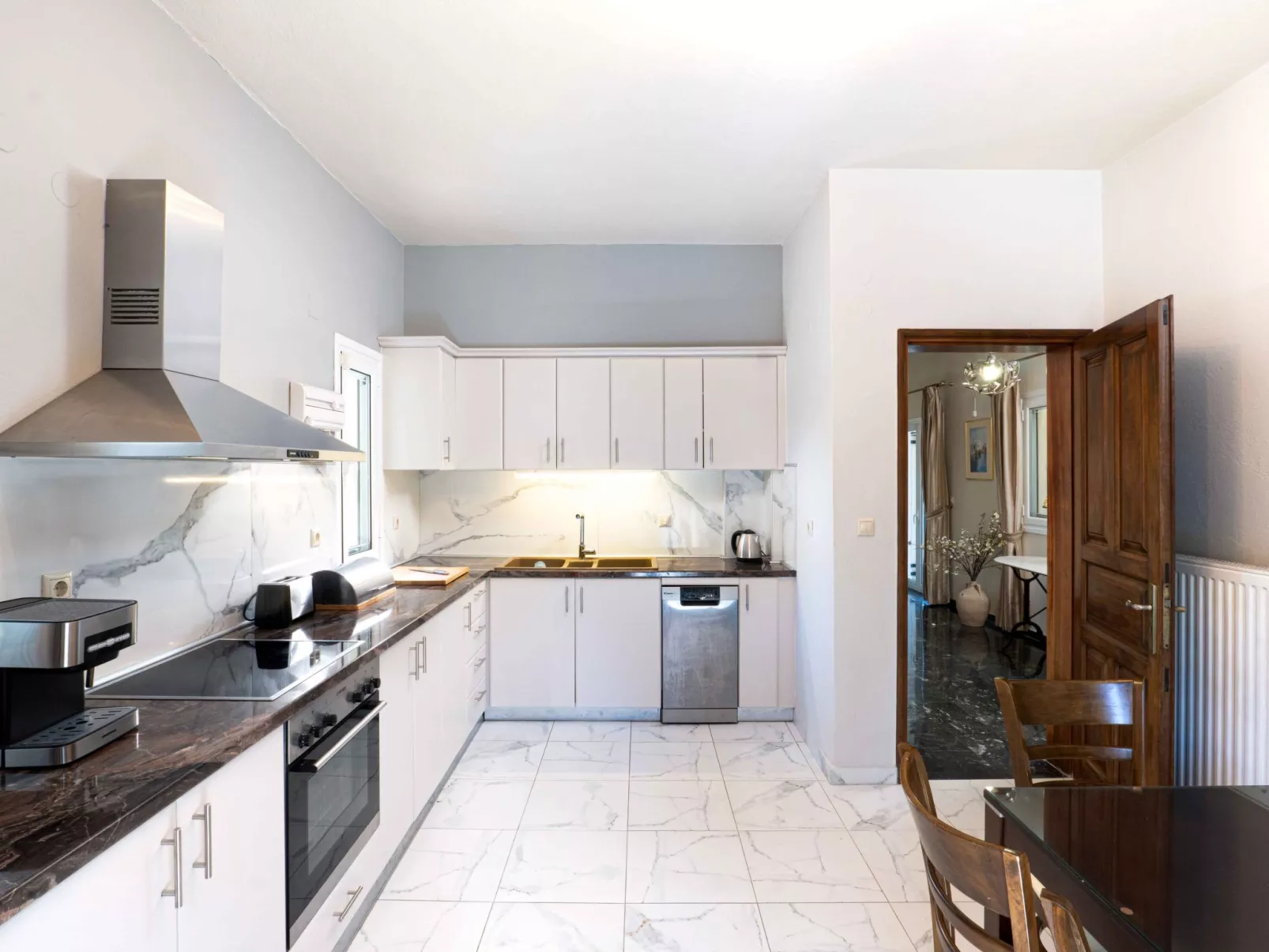 Ferienvilla "Villa kerkyra" mit eigenem Pool-Dedans