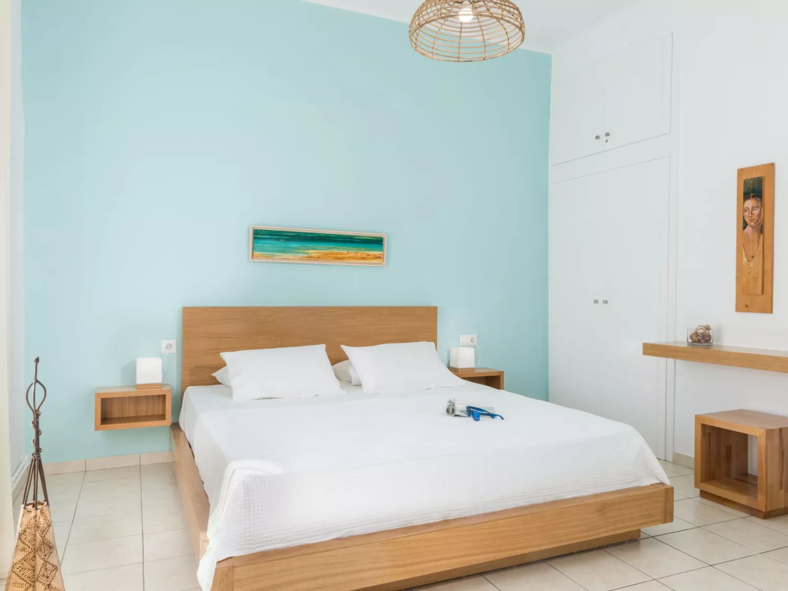 "Thea Thalassa" mit eigenem Pool-Dedans