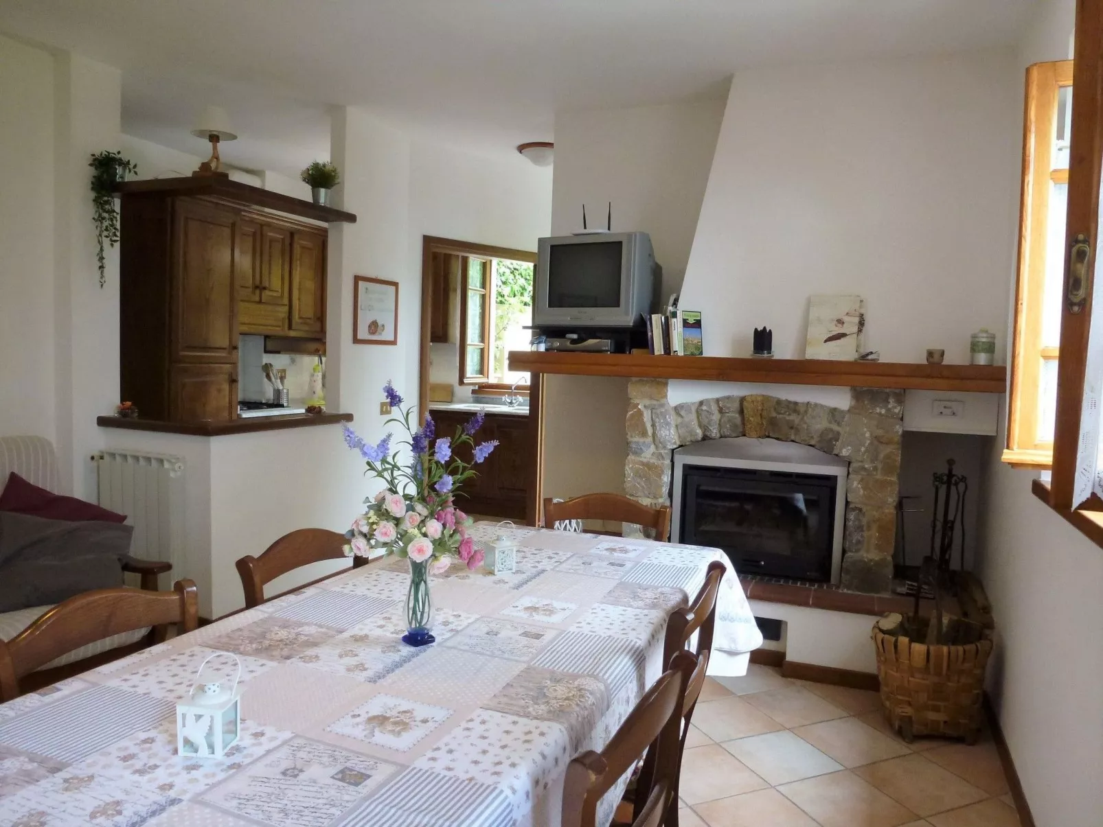 Mit Garten, Grill und Terrasse-Dedans