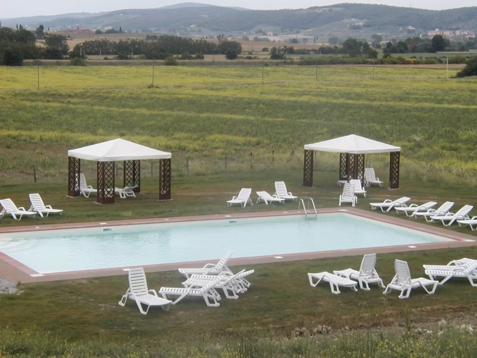 Beccanella' Wohnung mit Gemeinschaftspool-Outside