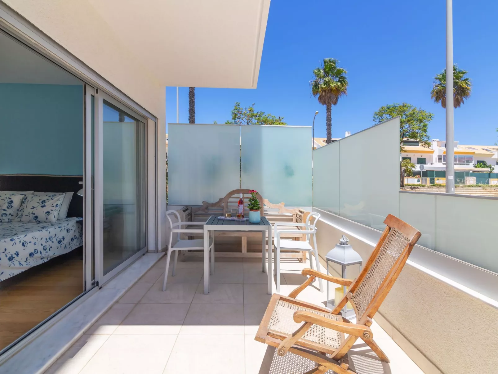 Garten Design brandneue Wohnung mit Pool-Image-tags.info