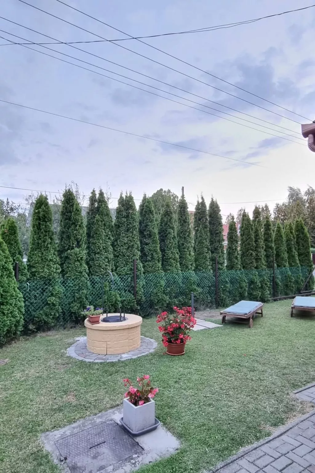 Mit Grill, Terrasse und Garten-Dehors