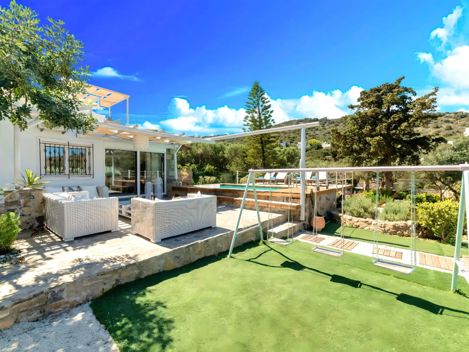 "Cretan Lodge" mit Blick auf das Wasser-Inside