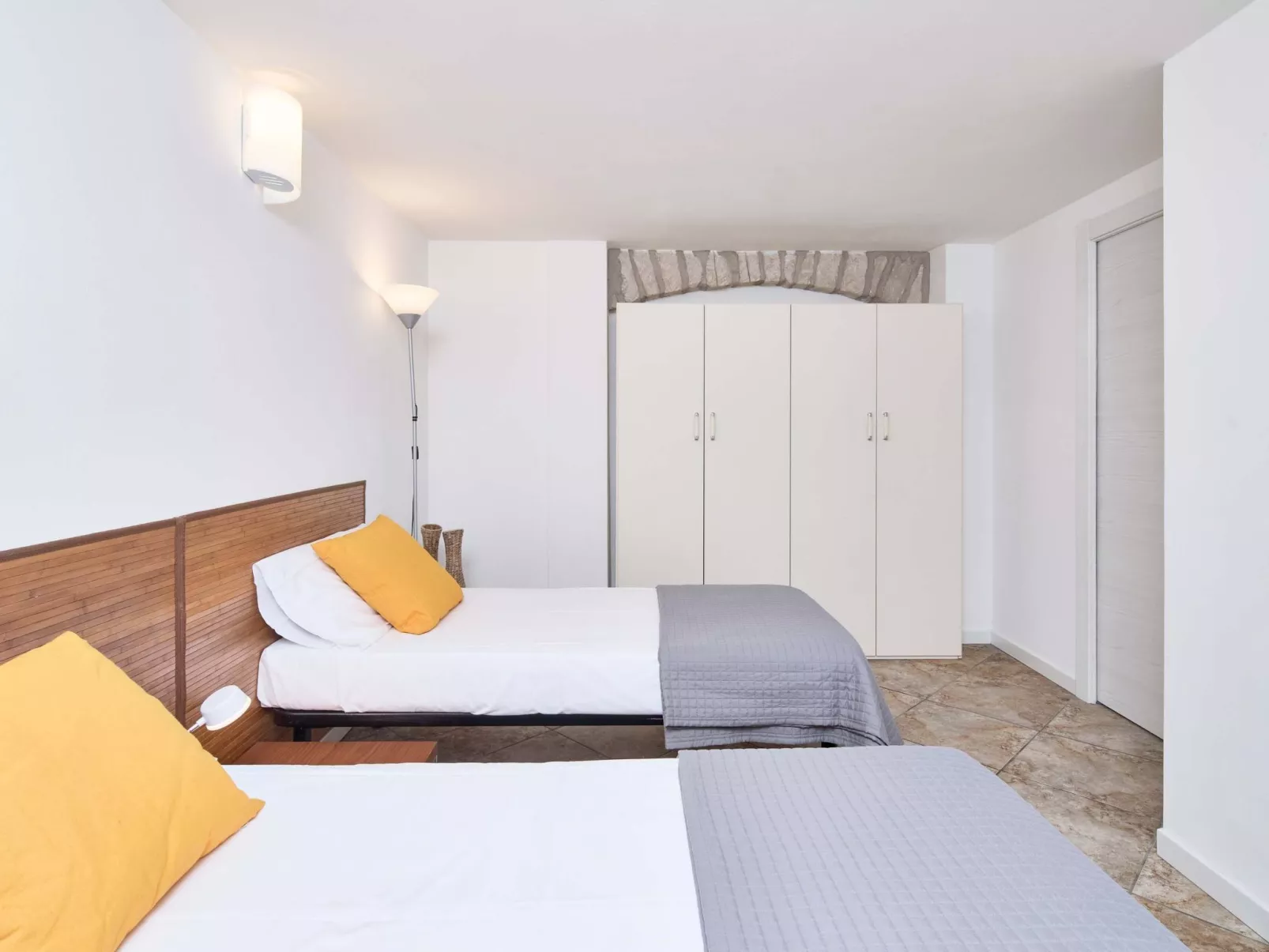 Freistehende Villa mit großem Innenhof BV7-Drinnen