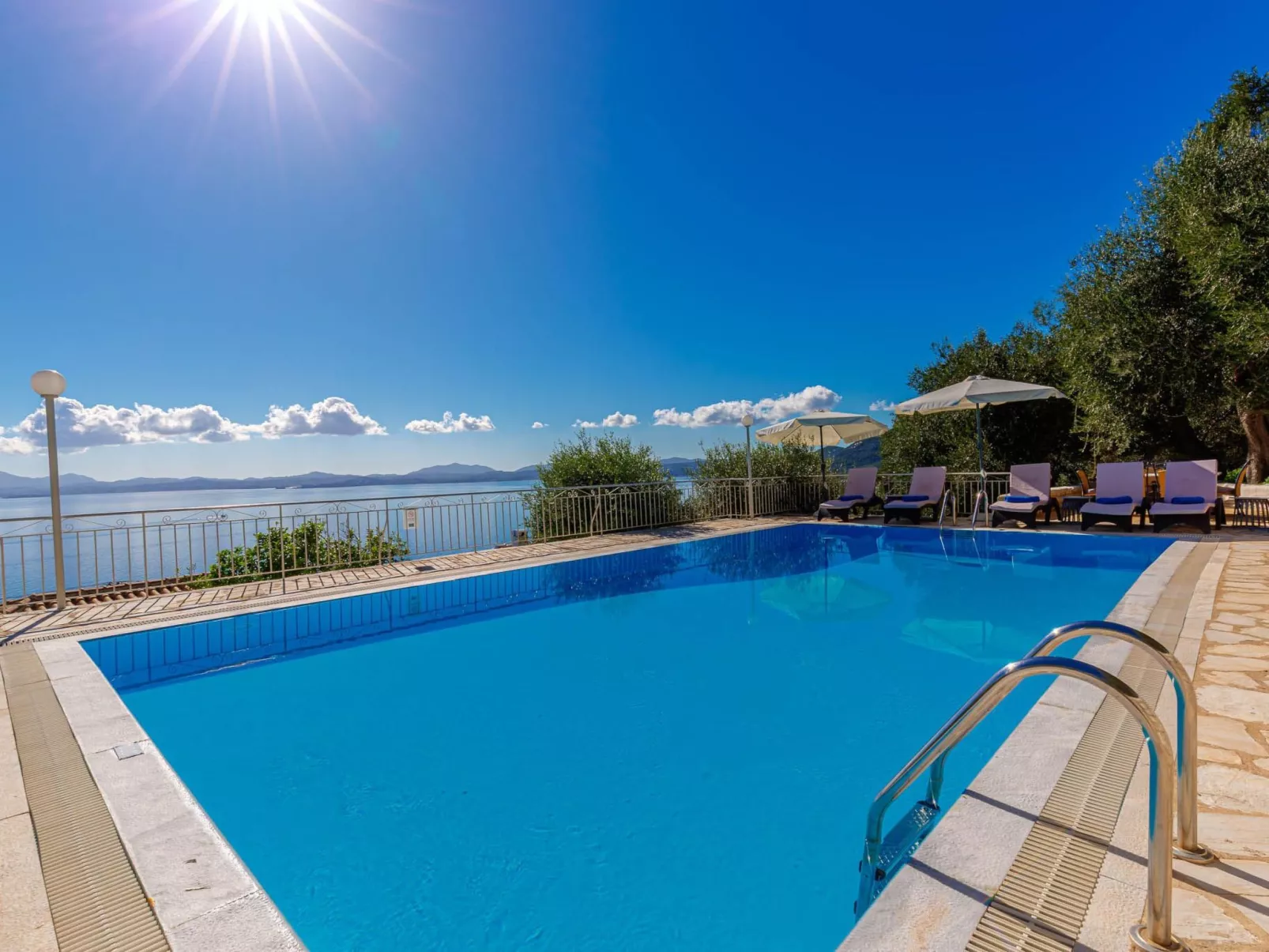 "Villa Nafsika"-Outside