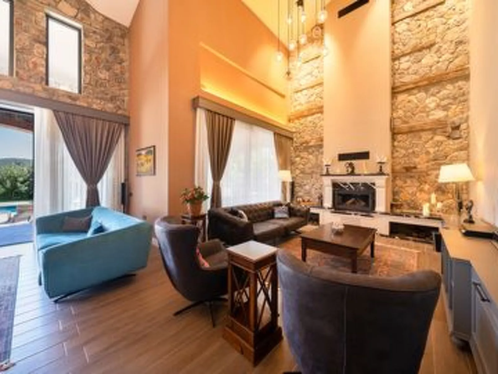 Villa Güney-Image-tags.info