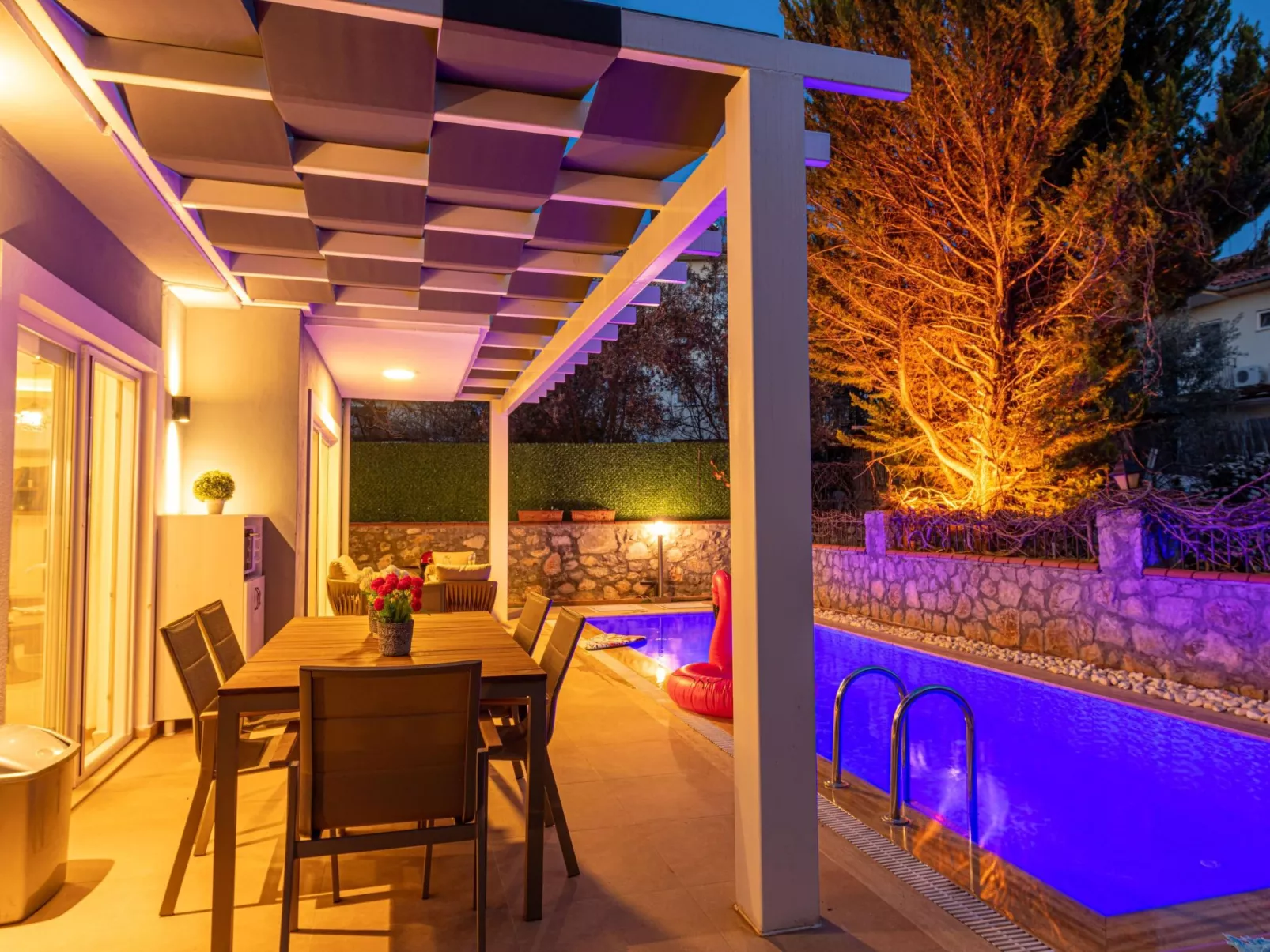 Große für Villa bis zu 9 Personen-Outside