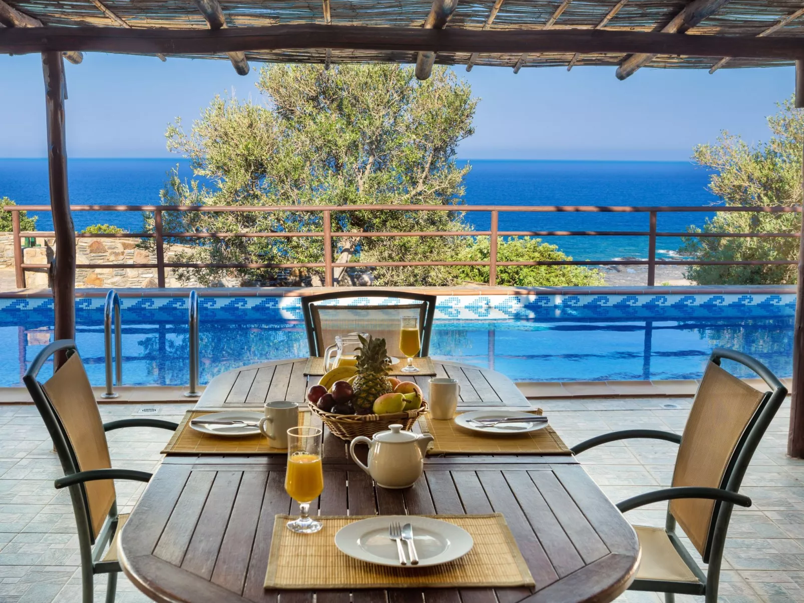 Traditionelle Villa mit Pool und Meerblick Elafonissi