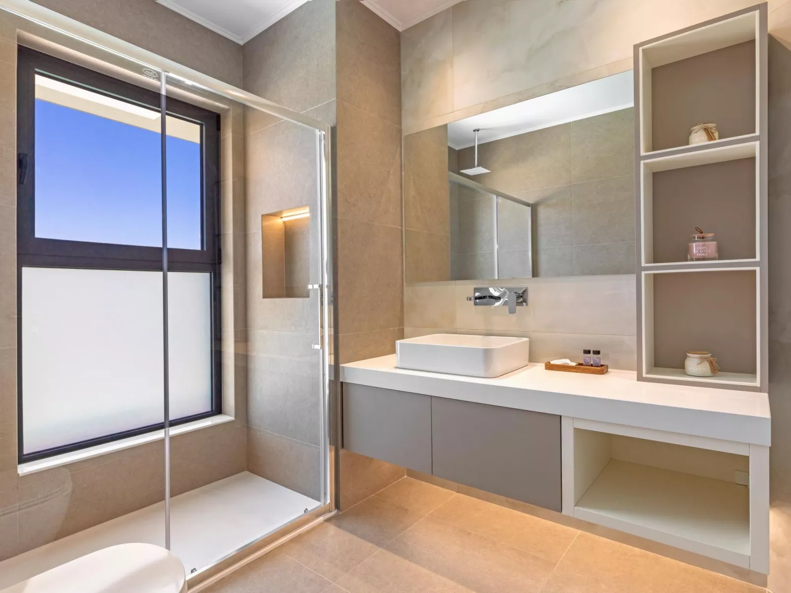 Ferienvilla Azalea mit Schwimmbad-Image-tags.info