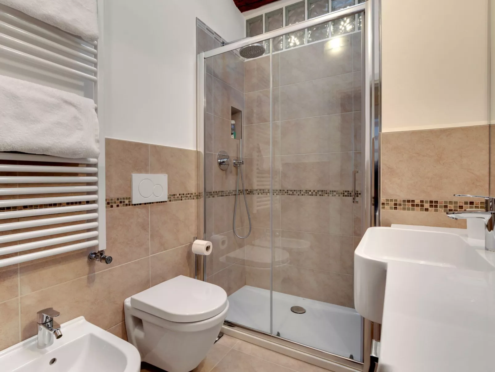 The Countess apartment-Inside