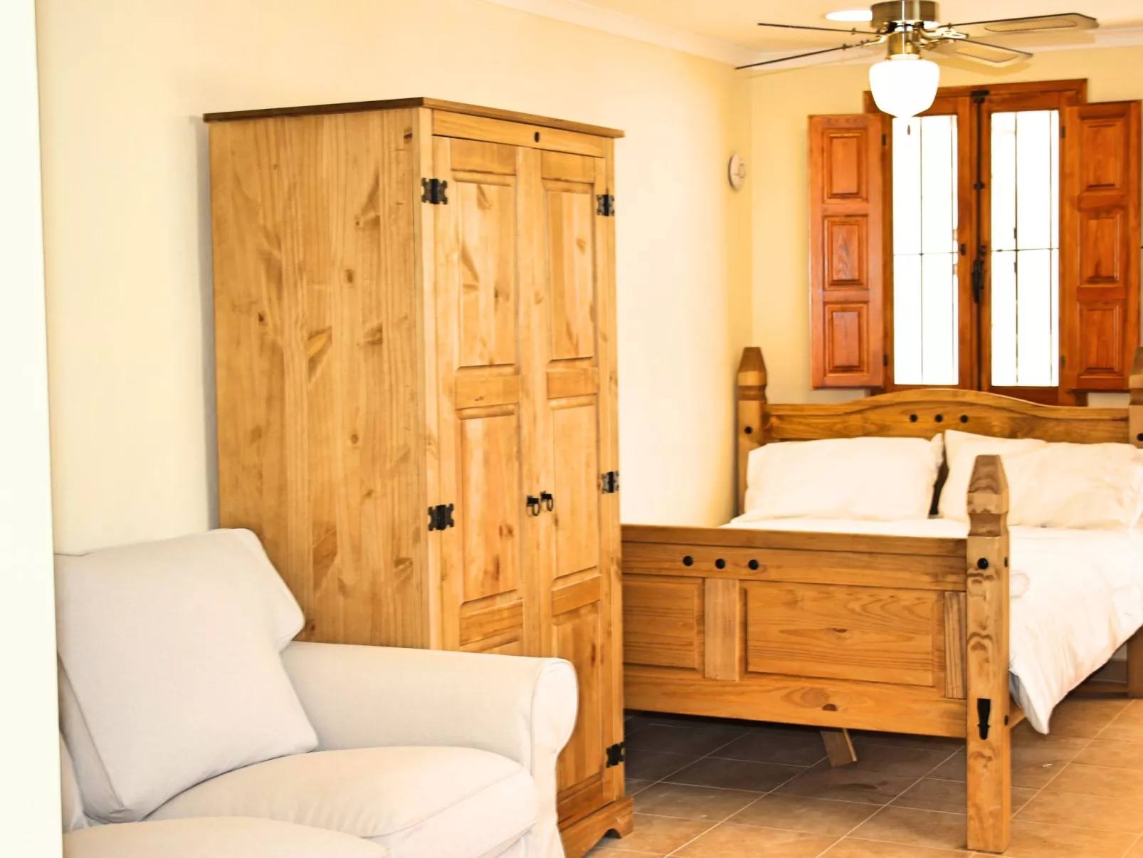 Schönes Haus in Villena mit fabelhaftem Pool-Inside