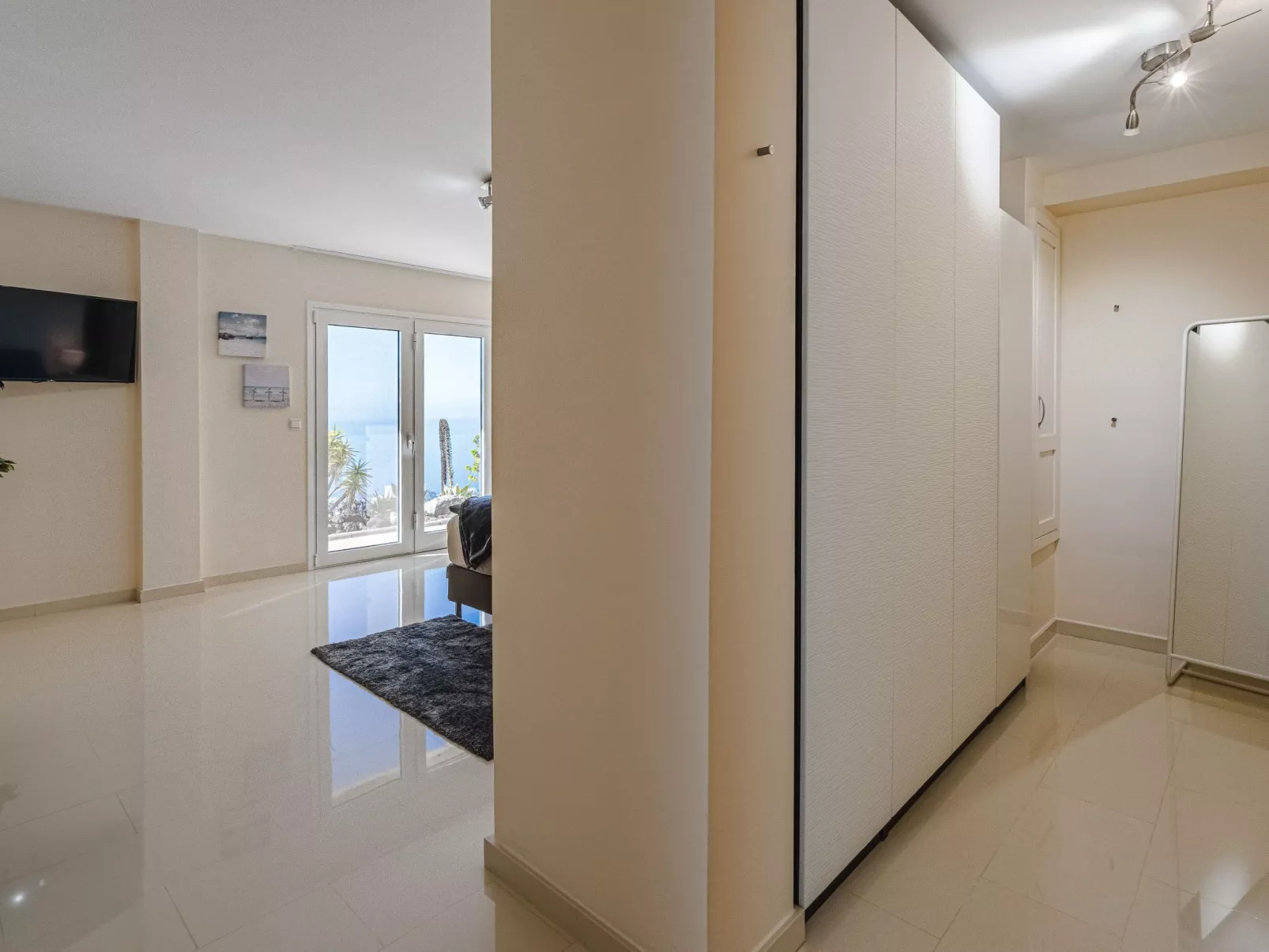 Luxusvilla mit fantastischem Meerblick-Drinnen