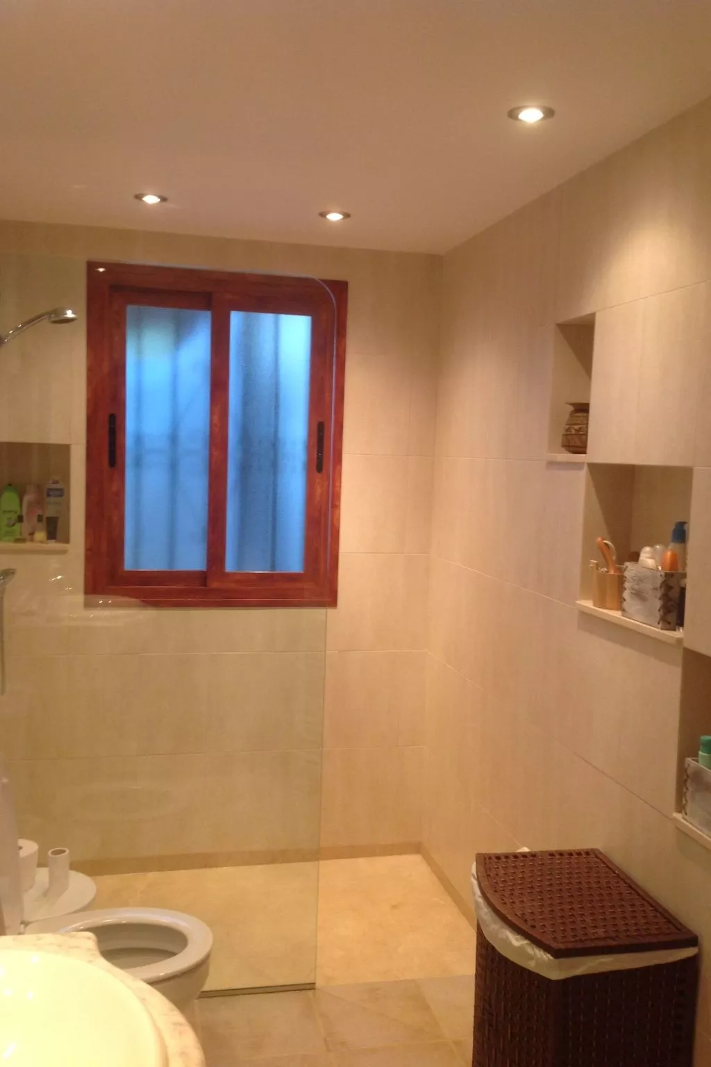 Villa mit außergewöhnlicher Aussicht und beheiztem Pool-Inside