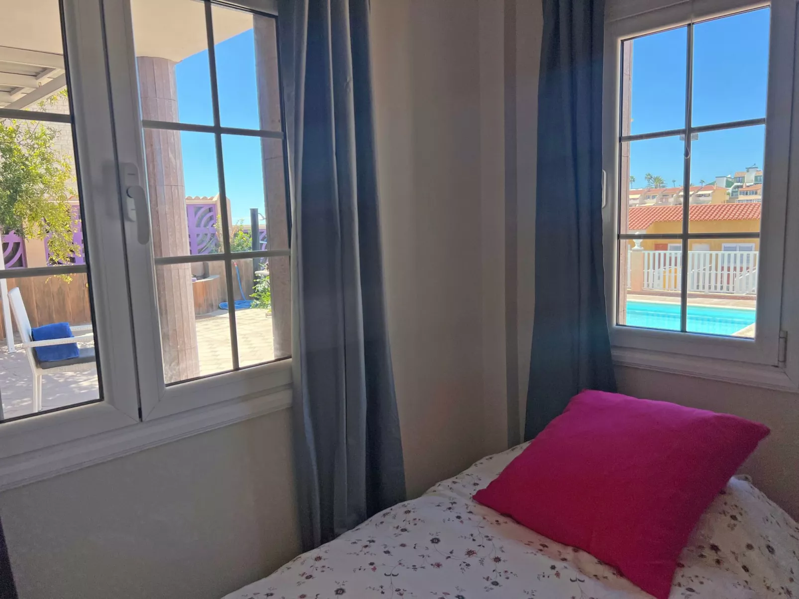 Villa "Esmeralda" mit Garten, Grill und Terrasse-Inside