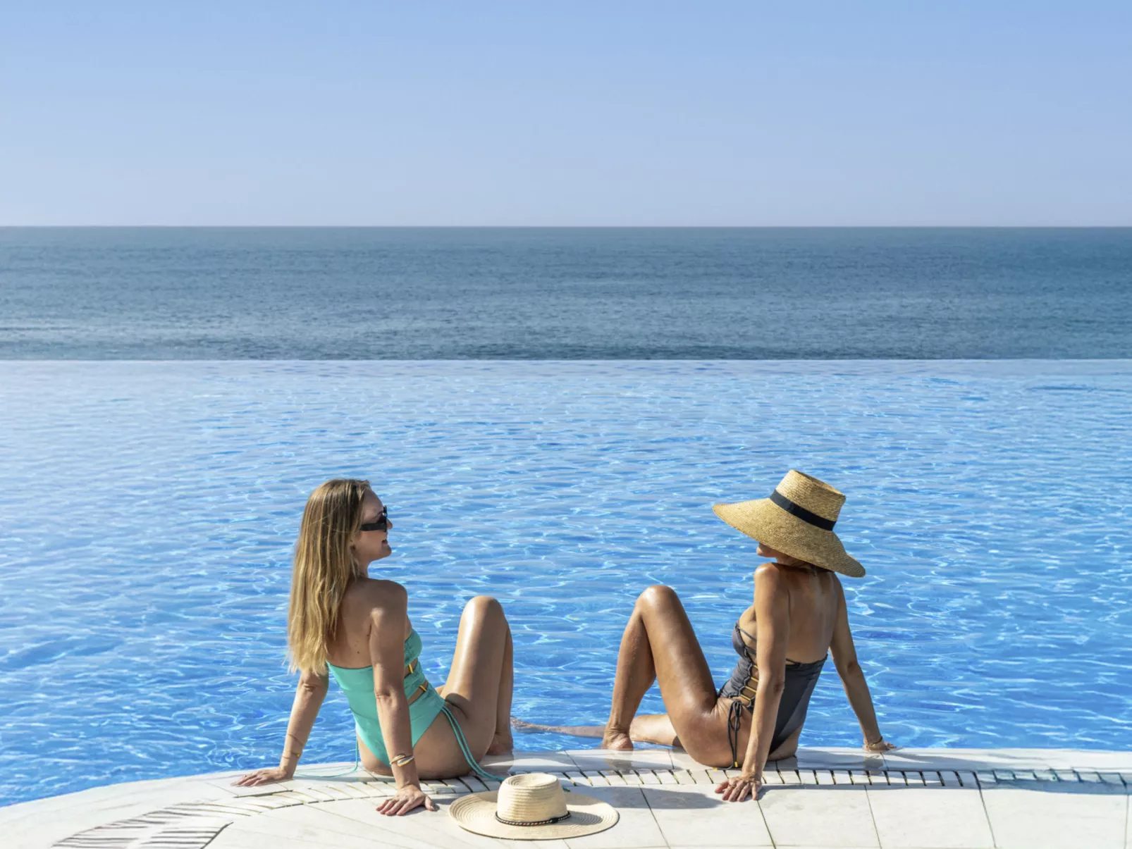 Villa mit Wasserblick-Outside