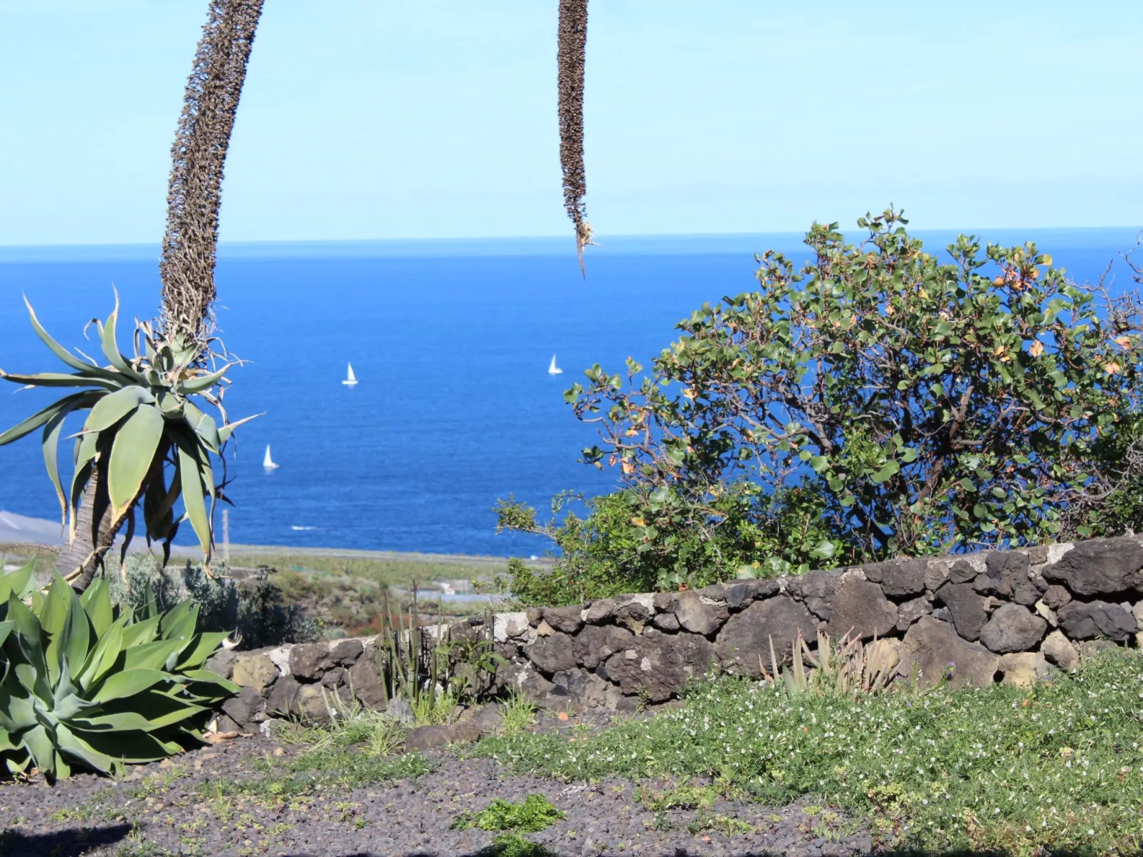 In Monte Breñas mit Grill, Terrasse und Garten-Outside