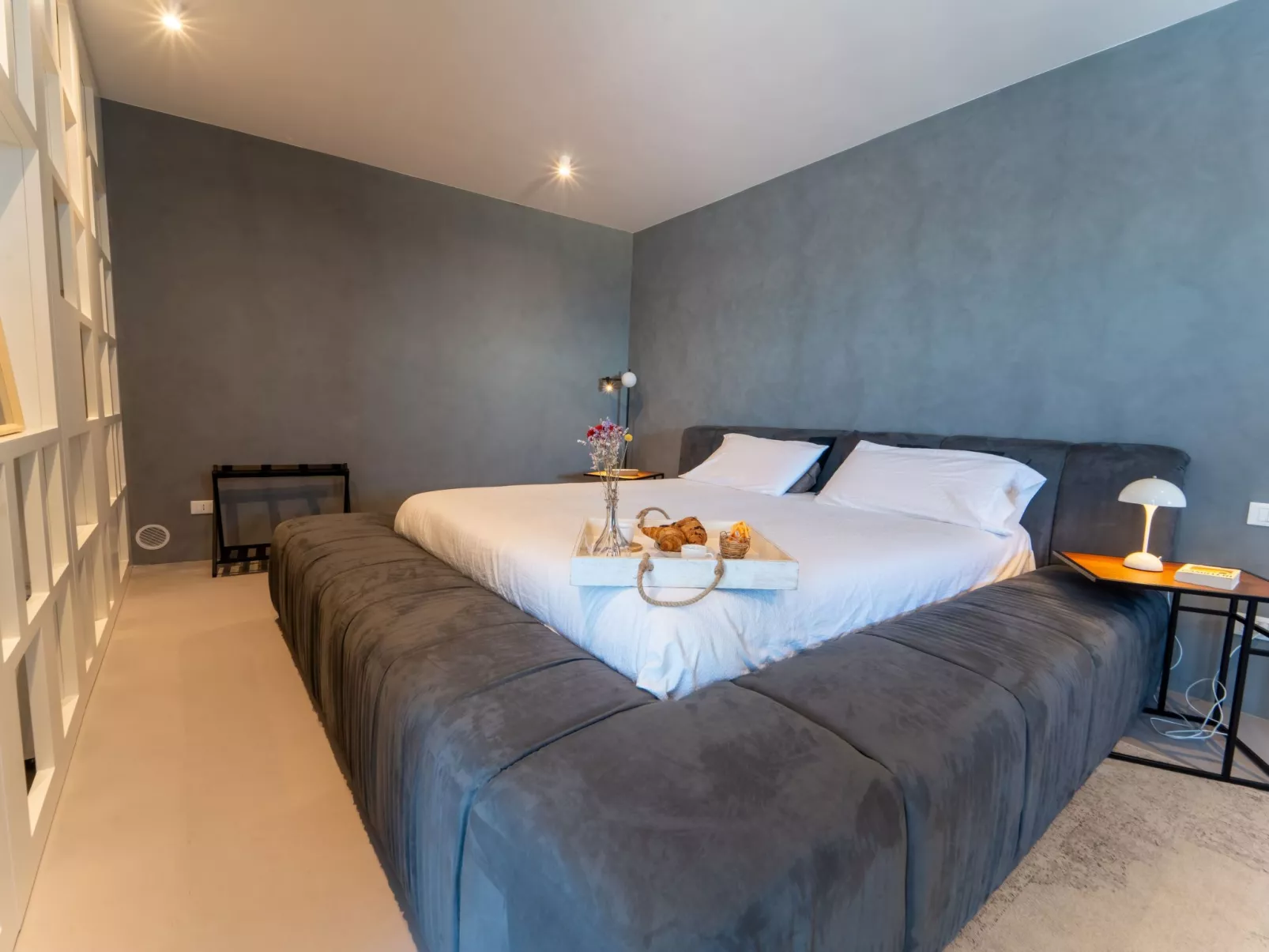 Luxuriöse Flucht mit Meerblick-Dedans