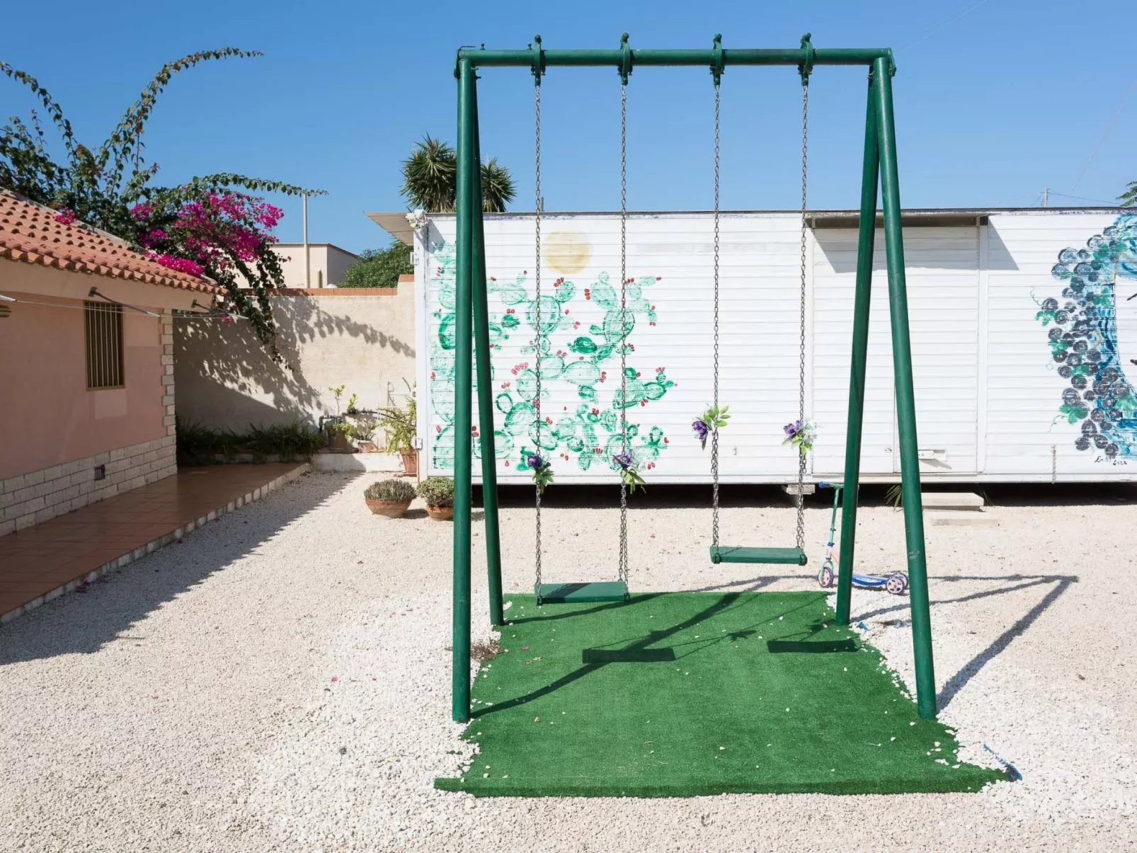 Angenehmes Haus mit privatem Pool-Outside