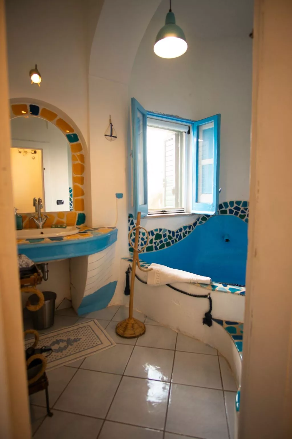 Villa mit Blick auf das Meer an der Amalfiküste-Dedans