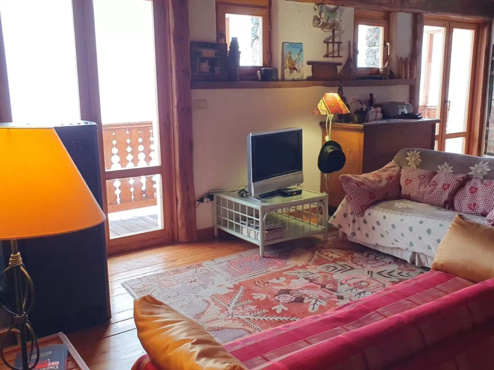 "Das Haus des Lichts-Dedans