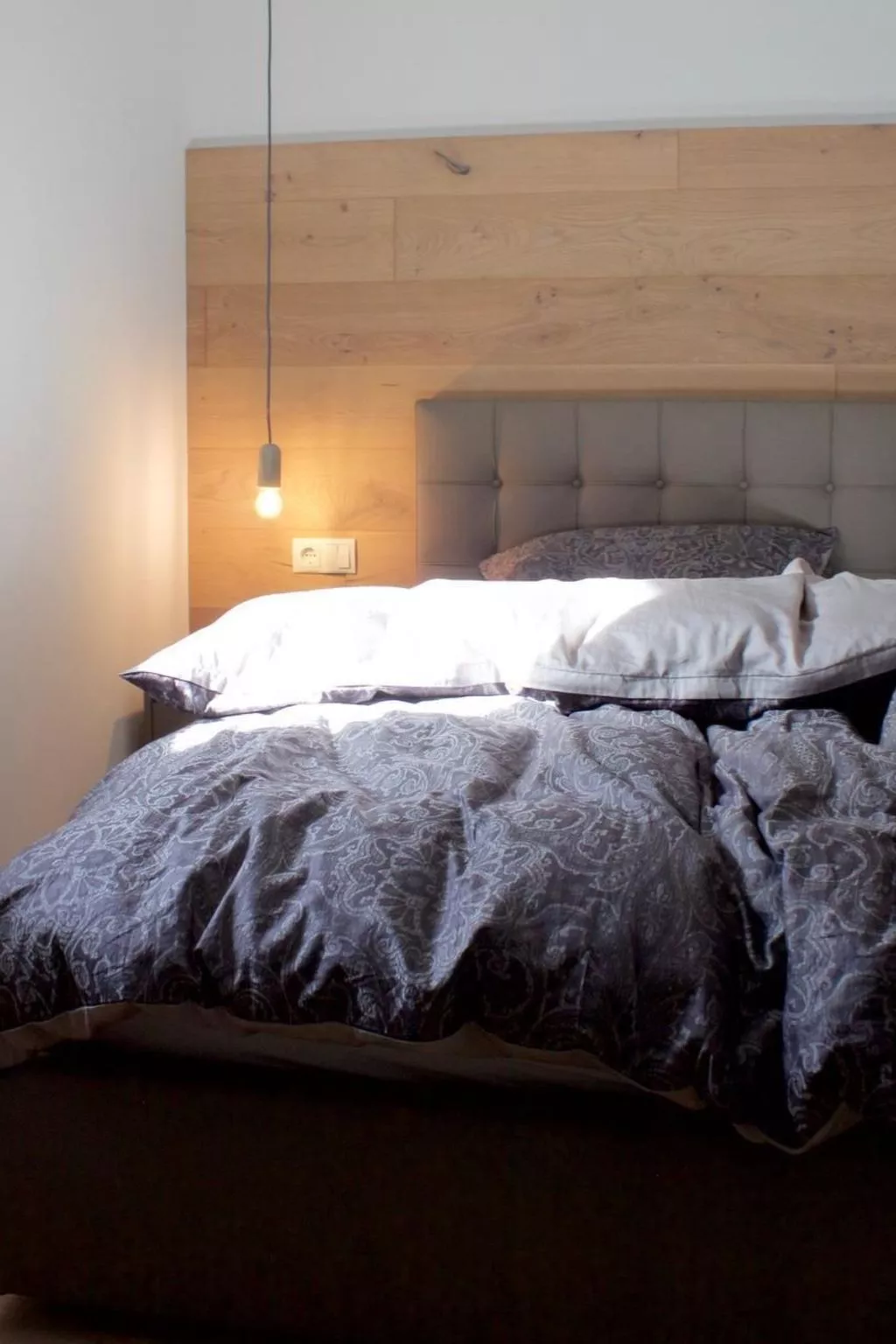 Apartment mit Balkon-Drinnen