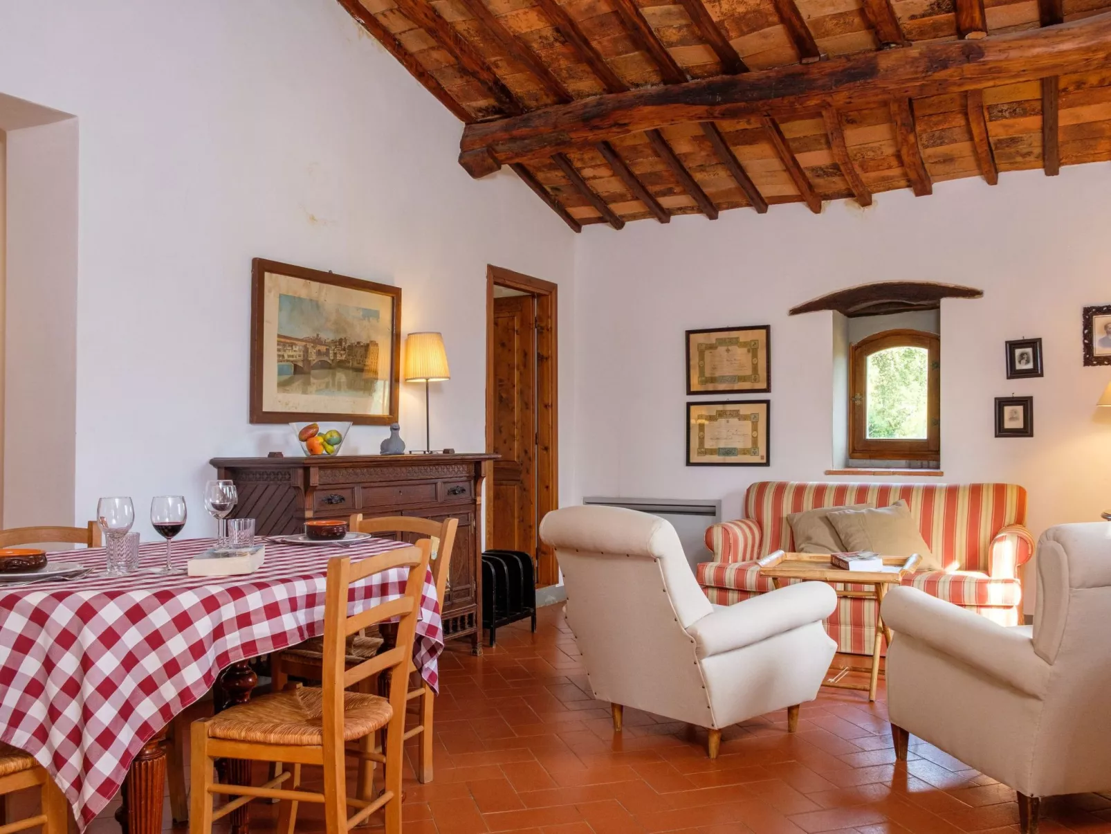 Landgut "Biancospino" mit Gemeinschaftspool-Inside