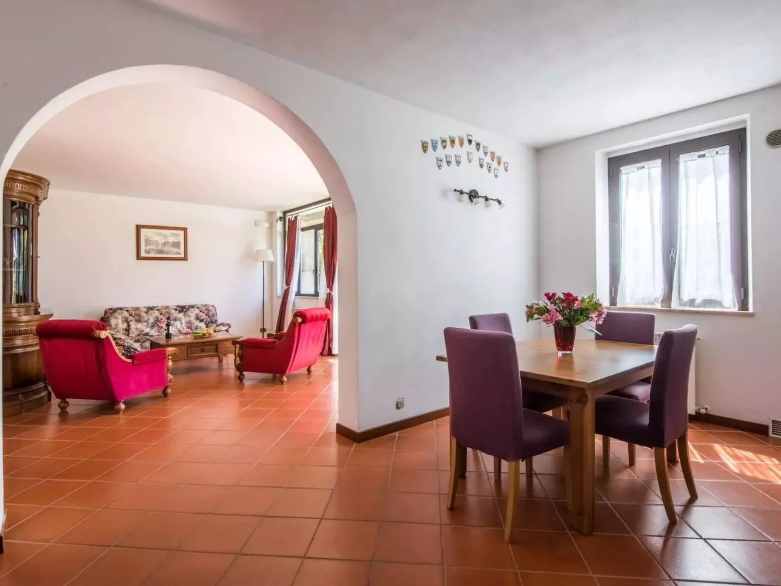 Wohnung mit Garten und oberirdischem Pool-Drinnen