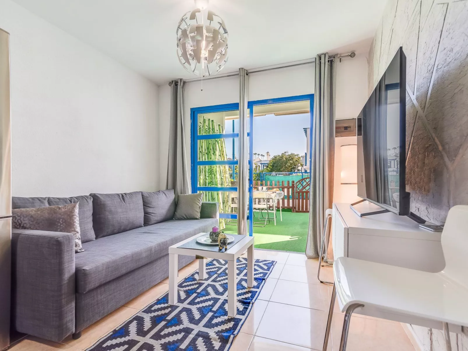 Mit eigenem Garten und Terrasse-Inside