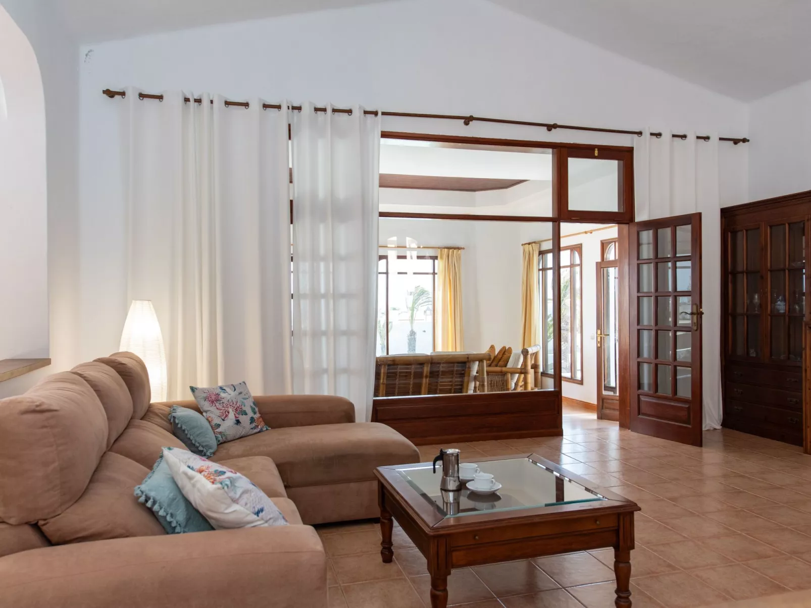 Villa Blanca  1-Inside