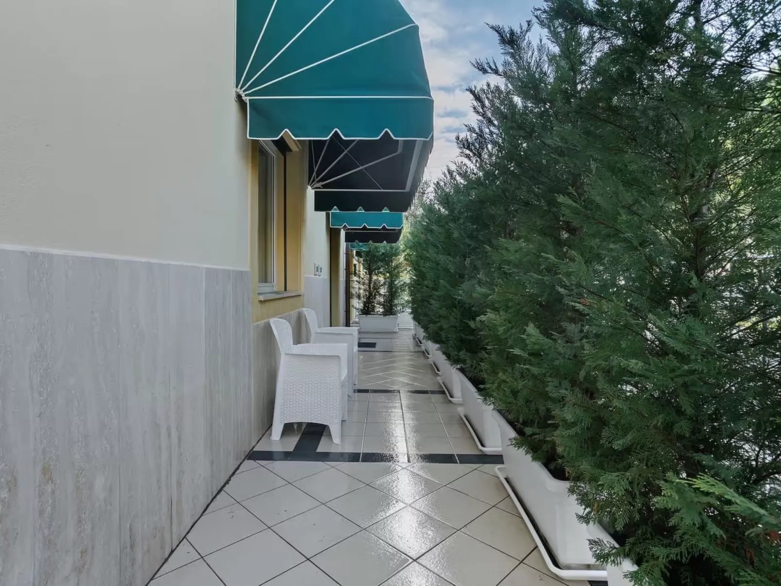 'Carducci 213-Draußen