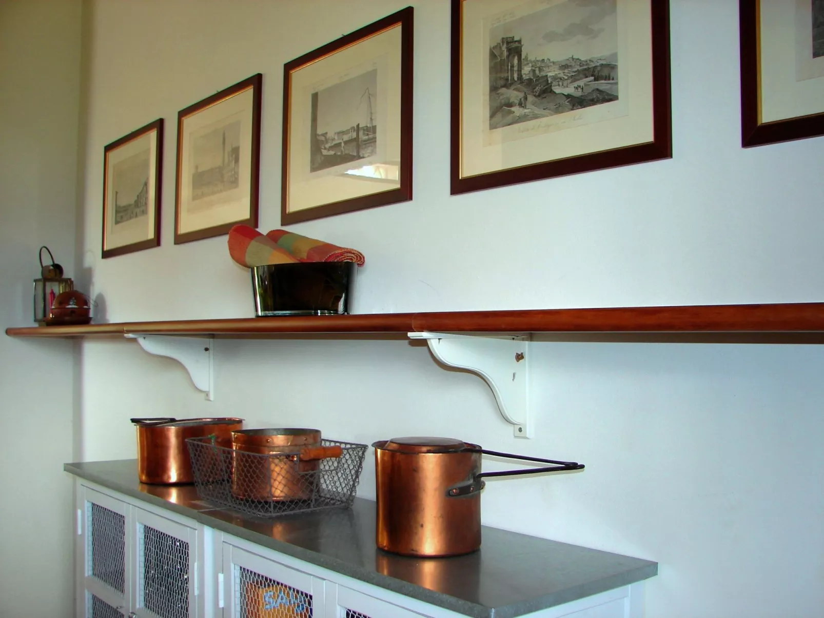 Villa mit Pool und zauberhafter Aussicht-Image-tags.info