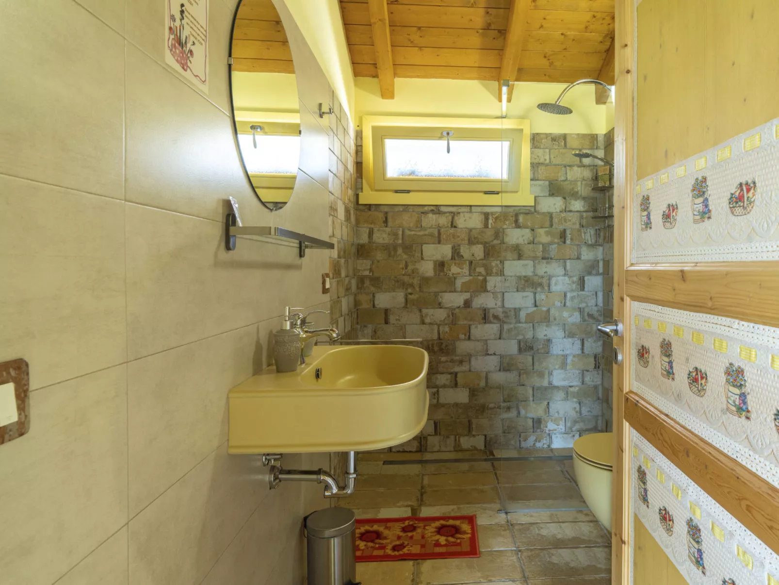 'Messis la gialla'-Inside