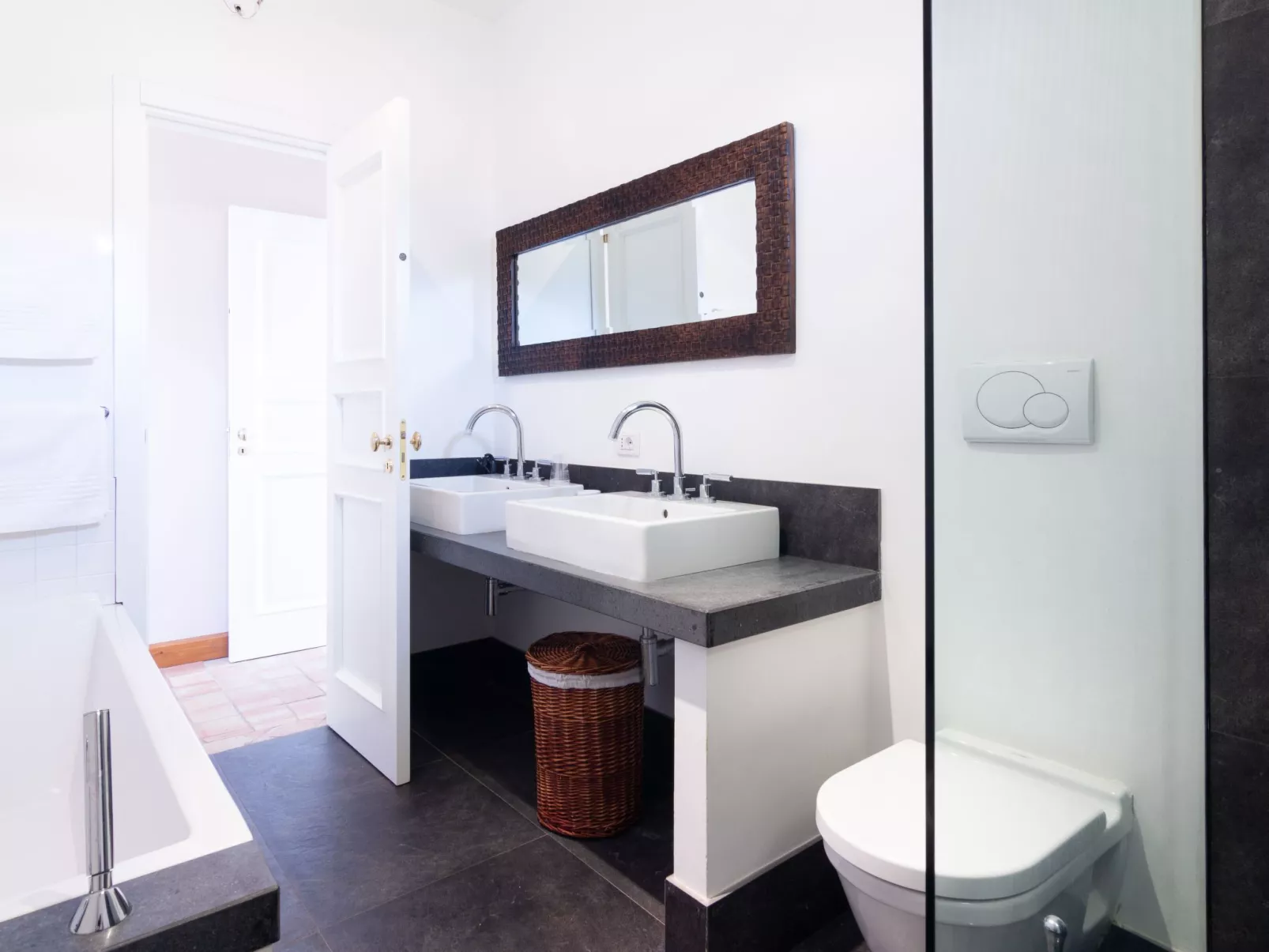 Villa dei Baroni-Inside