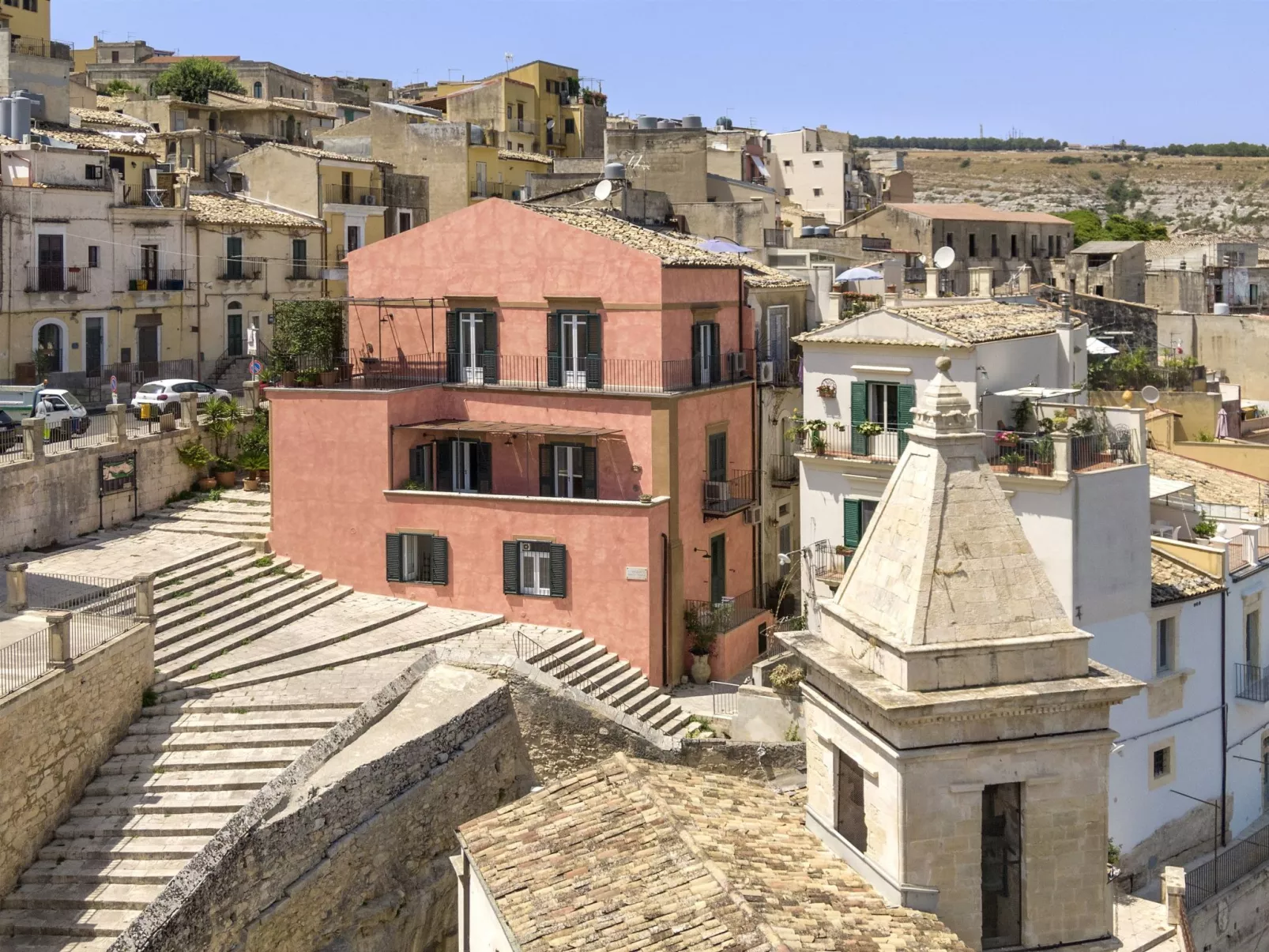 Raffo, Wohnung mit Aussicht in Ragusa Ibla-Image-tags.info