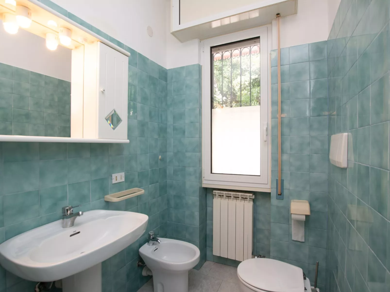 Studio 'Türkis' mit Terrasse-Drinnen