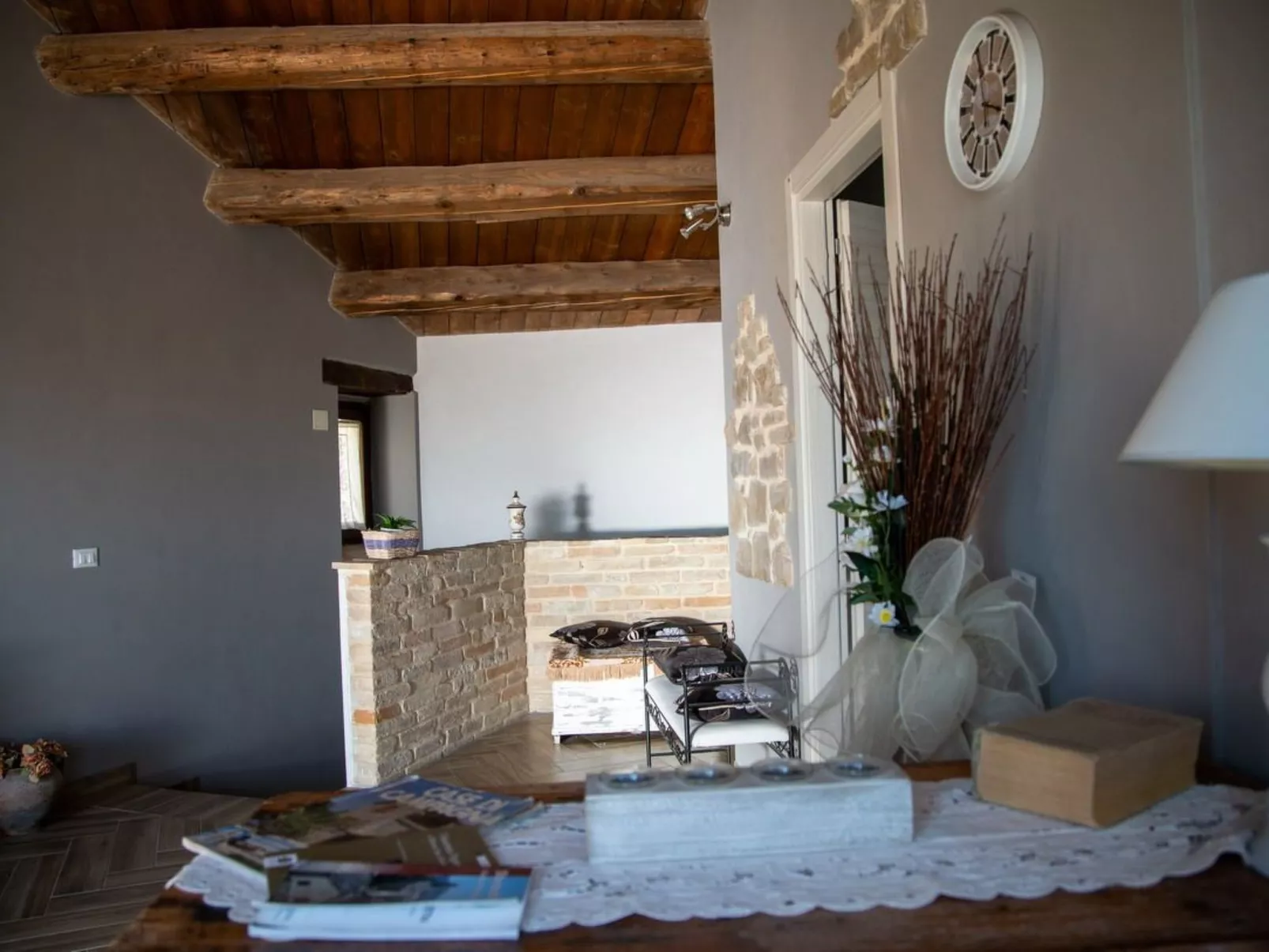 Villa mit privatem Pool in der Nähe des Dorfes-Drinnen