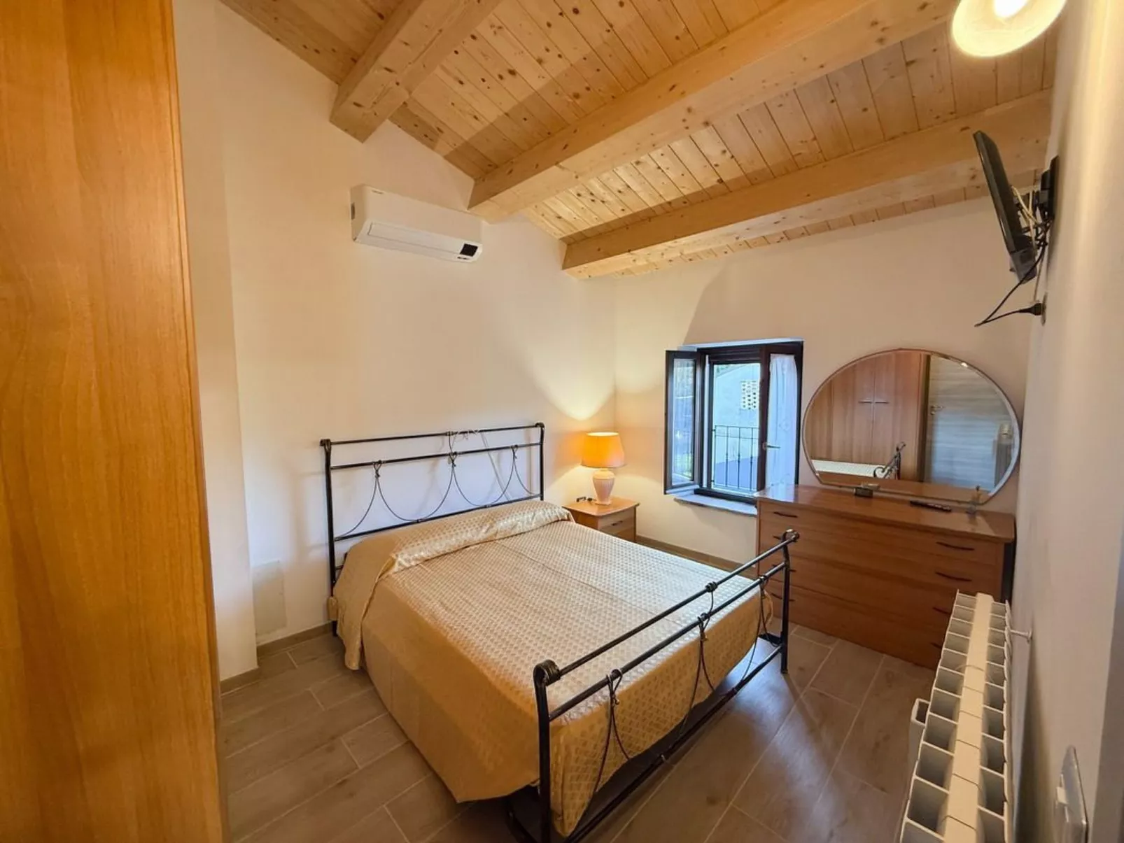 Ferienvilla mit privatem Pool und Whirlpool-Inside