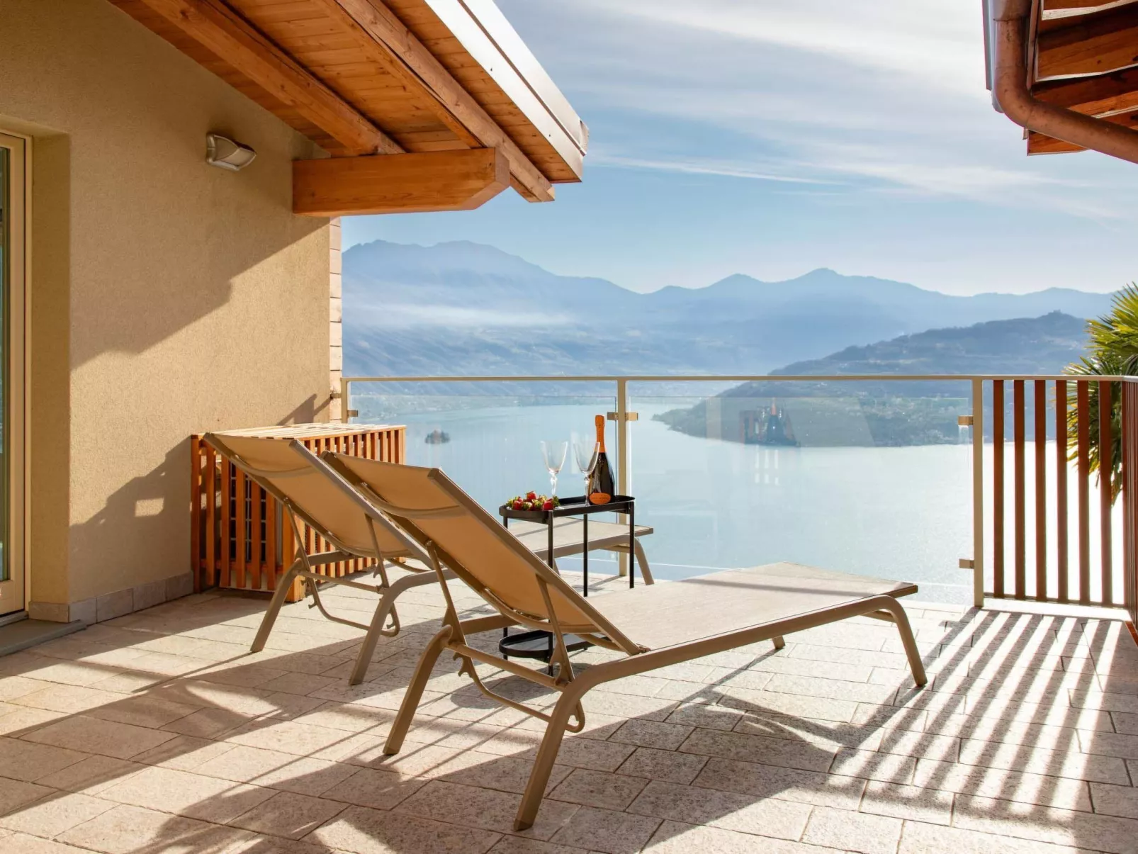 'Delfi' mit Pool-Outside