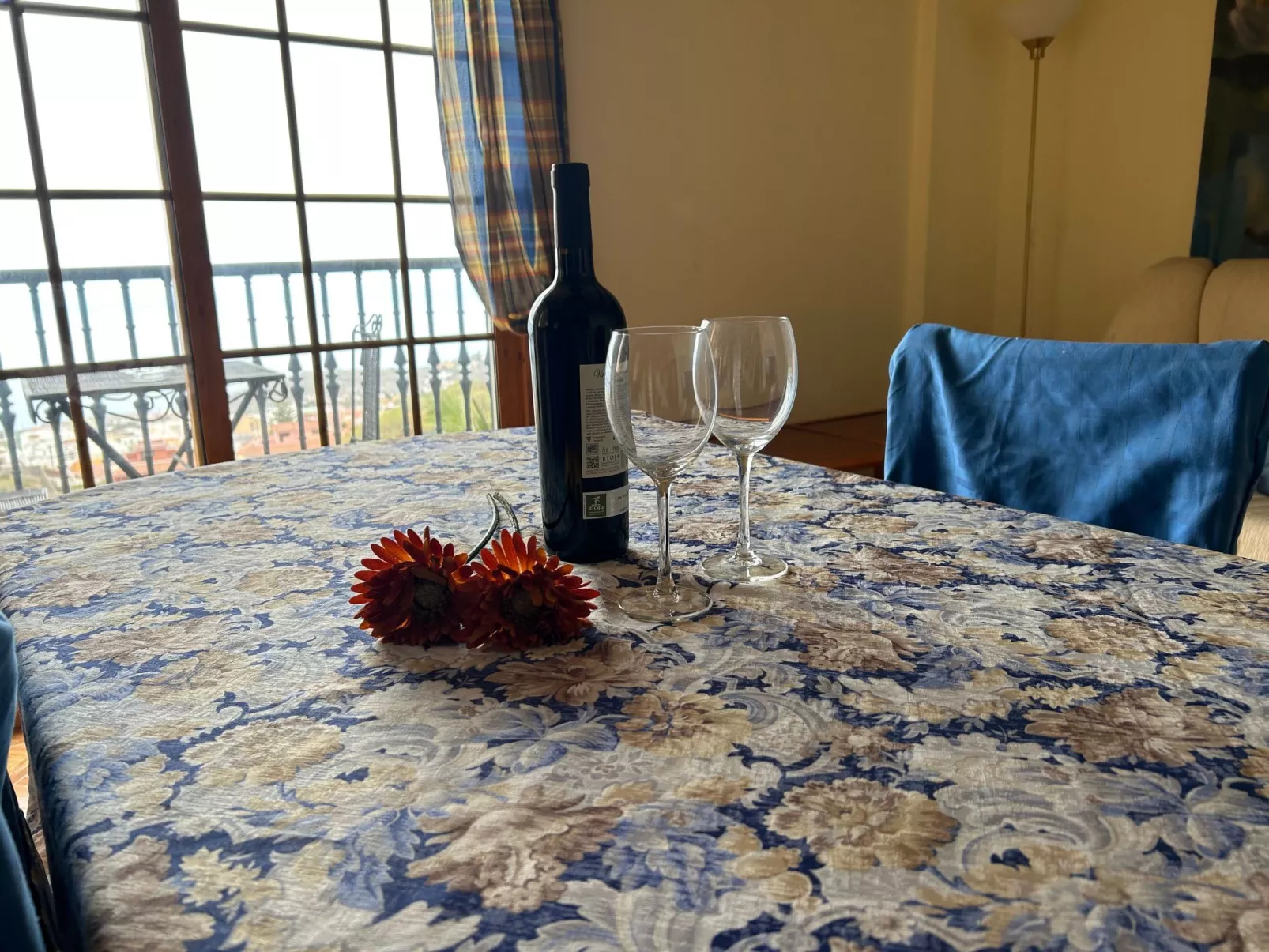 Apartment mit Balkon und Meerblick-Inside